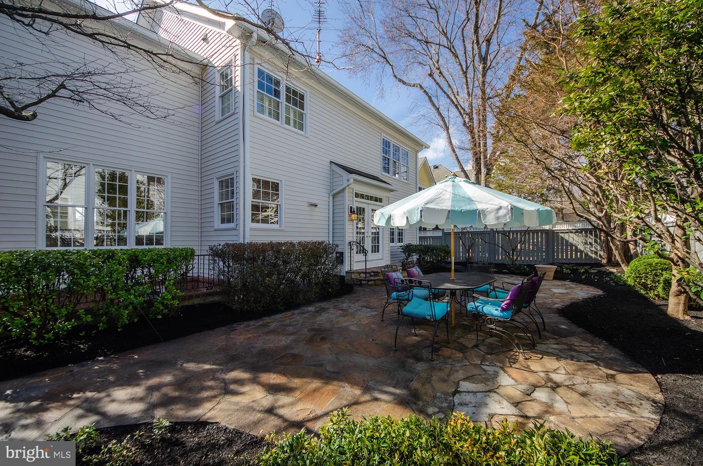 6401 29TH ST N, ARLINGTON, Virginia 22207, 5 Bedrooms Bedrooms, ,4 BathroomsBathrooms,Residential,For sale,6401 29TH ST N,VAAR2069086 MLS # VAAR2069086