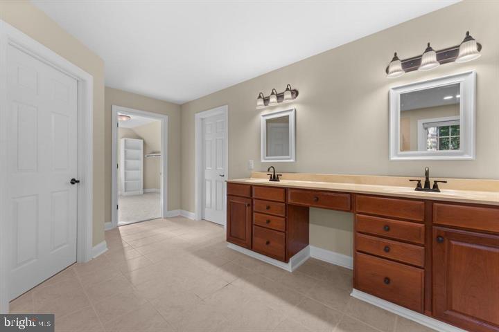 12003 BOULDER CT, SPOTSYLVANIA, Virginia 22553, 5 Bedrooms Bedrooms, ,4 BathroomsBathrooms,Residential,For sale,12003 BOULDER CT,VASP2039392 MLS # VASP2039392