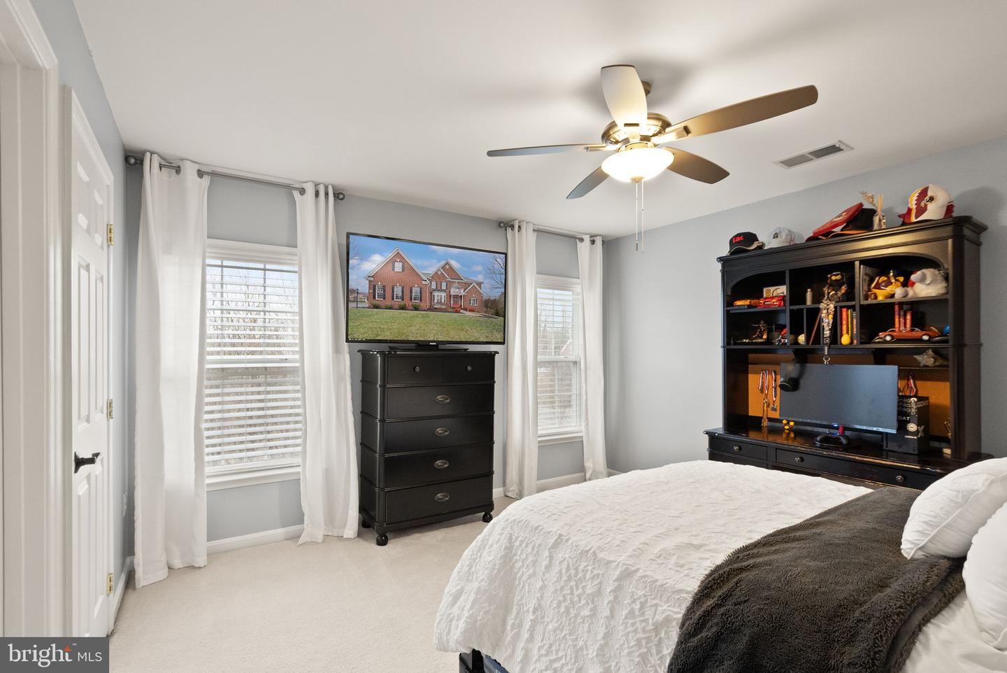 23 ADRIAN WAY, FREDERICKSBURG, Virginia 22405, 5 Bedrooms Bedrooms, ,4 BathroomsBathrooms,Residential,For sale,23 ADRIAN WAY,VAST2046282 MLS # VAST2046282