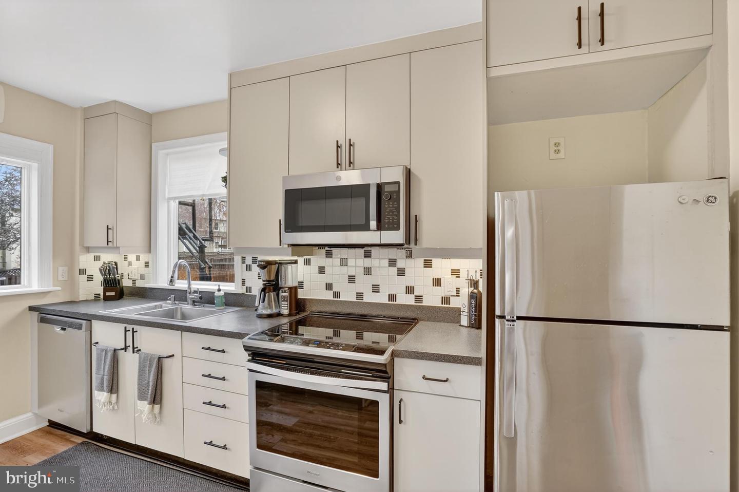 4353 VERPLANCK PL NW, WASHINGTON, District Of Columbia 20016, 3 Bedrooms Bedrooms, ,2 BathroomsBathrooms,Residential,For sale,4353 VERPLANCK PL NW,DCDC2246972 MLS # DCDC2246972