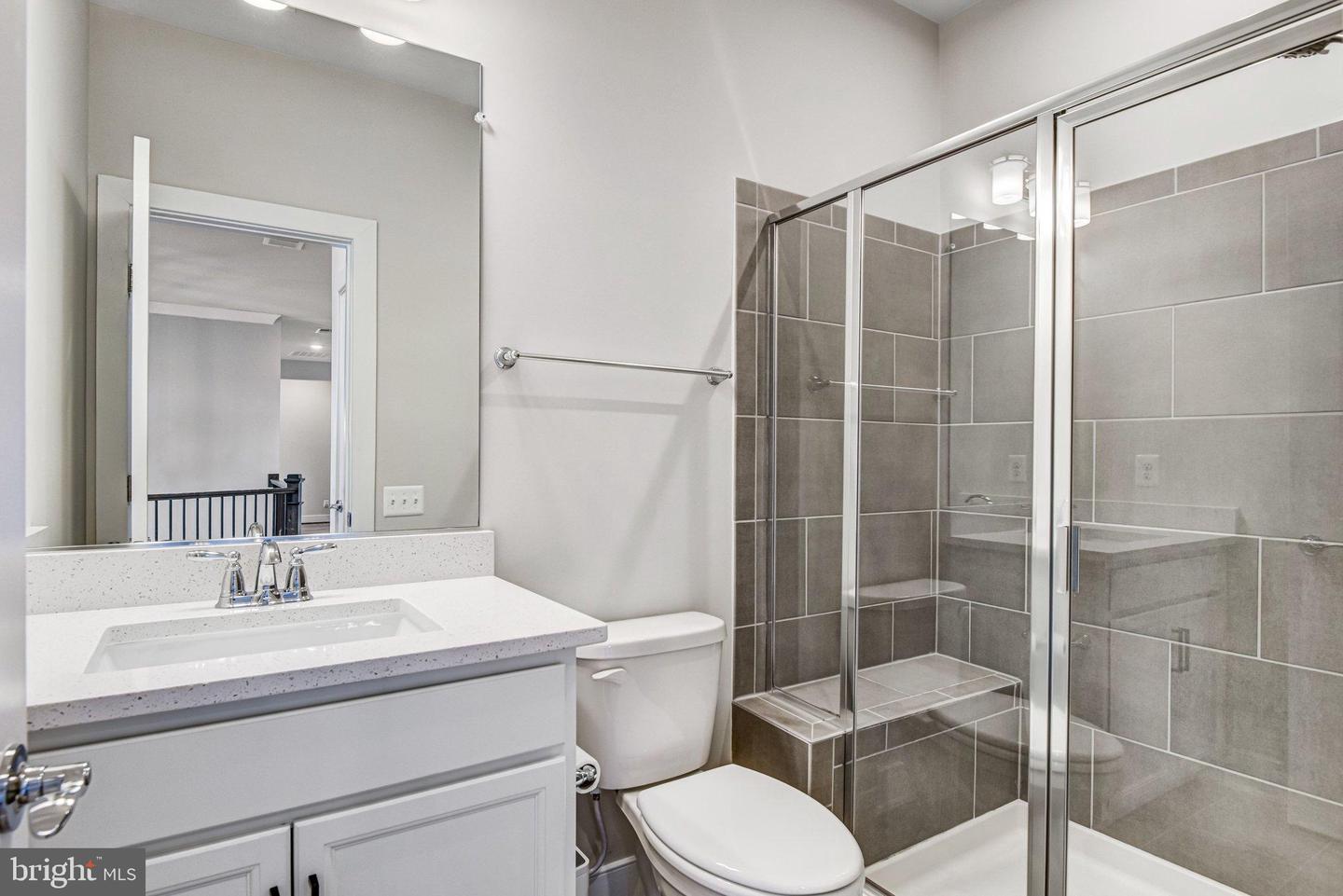 43199 DOGAN RIDGE PL, CENTREVILLE, Virginia 20120, 5 Bedrooms Bedrooms, 22 Rooms Rooms,6 BathroomsBathrooms,Residential,For sale,43199 DOGAN RIDGE PL,VALO2116328 MLS # VALO2116328