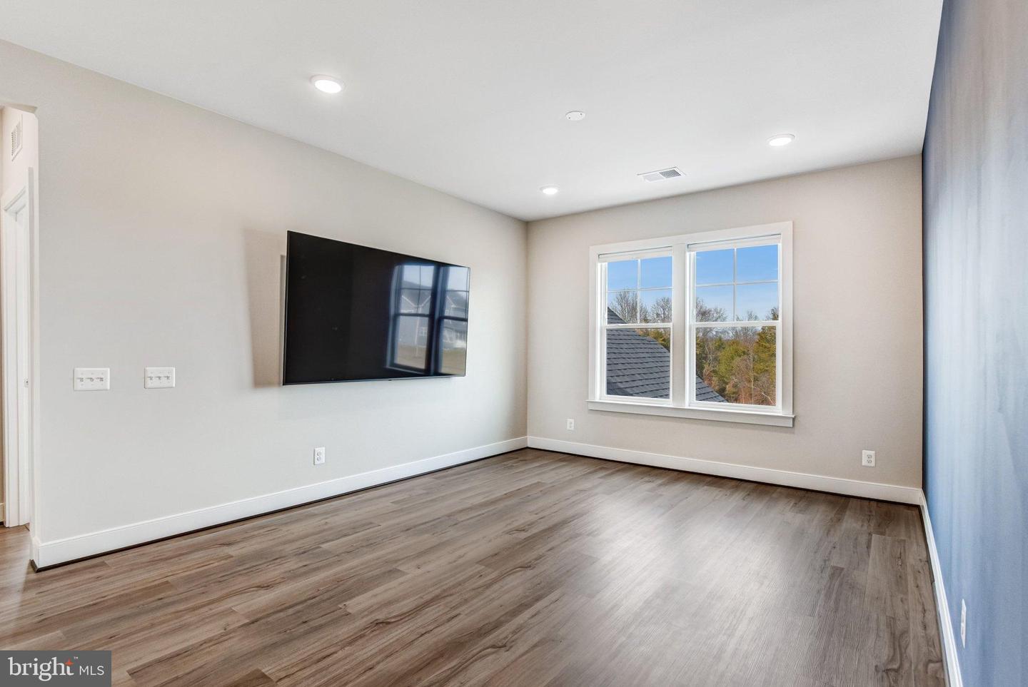 43199 DOGAN RIDGE PL, CENTREVILLE, Virginia 20120, 5 Bedrooms Bedrooms, 22 Rooms Rooms,6 BathroomsBathrooms,Residential,For sale,43199 DOGAN RIDGE PL,VALO2116328 MLS # VALO2116328