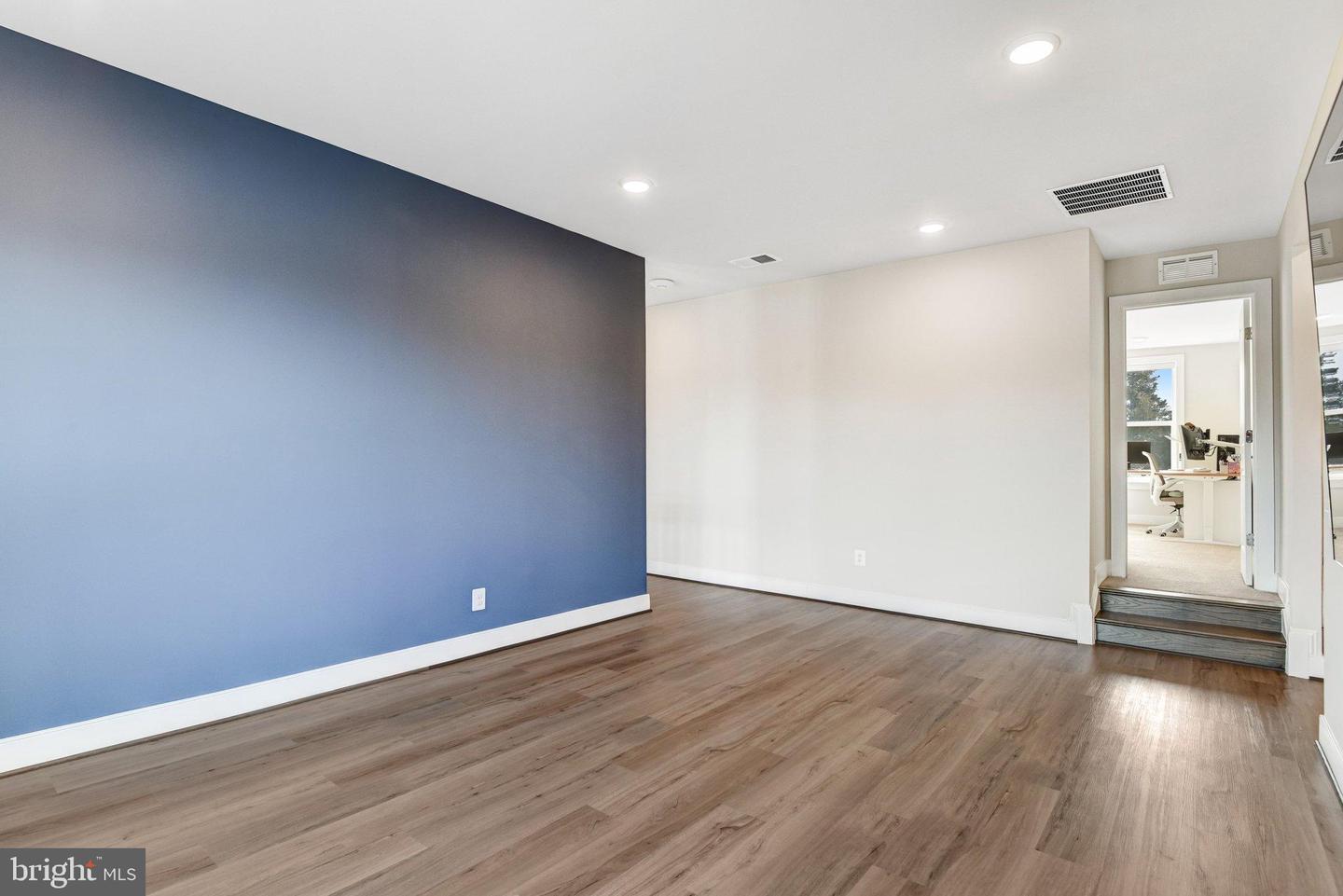 43199 DOGAN RIDGE PL, CENTREVILLE, Virginia 20120, 5 Bedrooms Bedrooms, 22 Rooms Rooms,6 BathroomsBathrooms,Residential,For sale,43199 DOGAN RIDGE PL,VALO2116328 MLS # VALO2116328