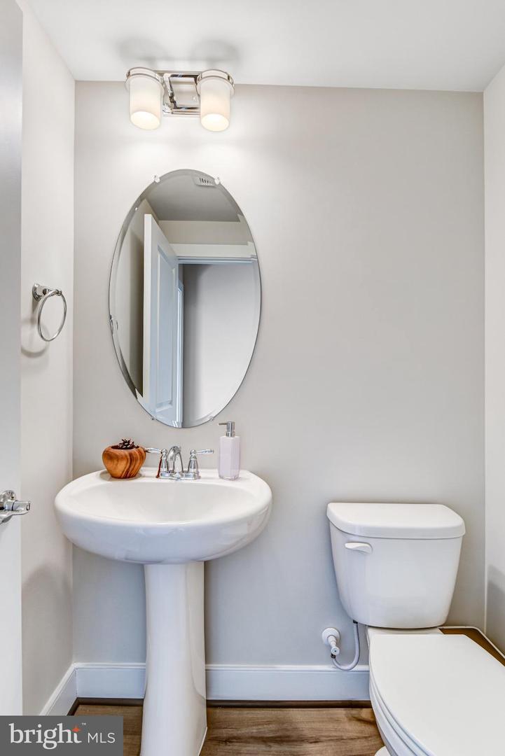 43199 DOGAN RIDGE PL, CENTREVILLE, Virginia 20120, 5 Bedrooms Bedrooms, 22 Rooms Rooms,6 BathroomsBathrooms,Residential,For sale,43199 DOGAN RIDGE PL,VALO2116328 MLS # VALO2116328