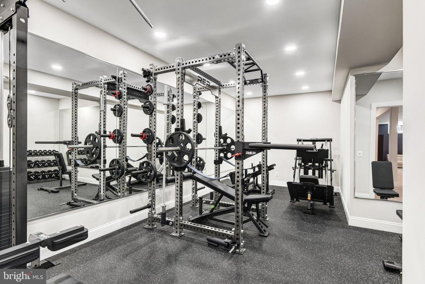 43199 DOGAN RIDGE PL, CENTREVILLE, Virginia 20120, 5 Bedrooms Bedrooms, 22 Rooms Rooms,6 BathroomsBathrooms,Residential,For sale,43199 DOGAN RIDGE PL,VALO2116328 MLS # VALO2116328