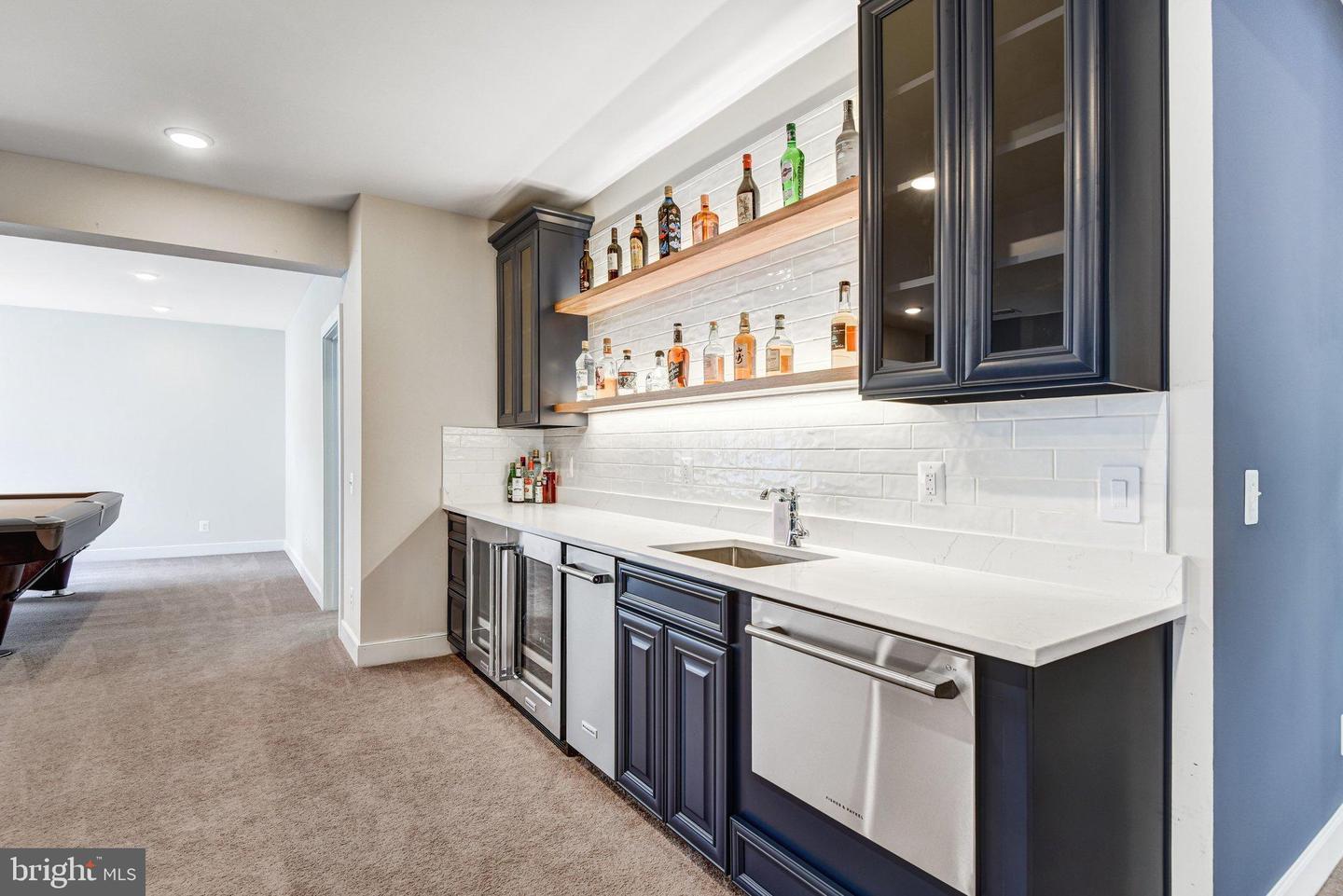 43199 DOGAN RIDGE PL, CENTREVILLE, Virginia 20120, 5 Bedrooms Bedrooms, 22 Rooms Rooms,6 BathroomsBathrooms,Residential,For sale,43199 DOGAN RIDGE PL,VALO2116328 MLS # VALO2116328