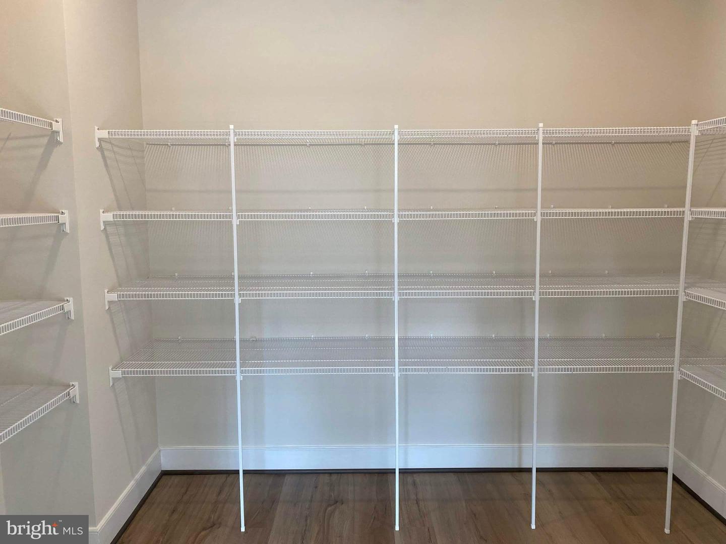 43199 DOGAN RIDGE PL, CENTREVILLE, Virginia 20120, 5 Bedrooms Bedrooms, 22 Rooms Rooms,6 BathroomsBathrooms,Residential,For sale,43199 DOGAN RIDGE PL,VALO2116328 MLS # VALO2116328