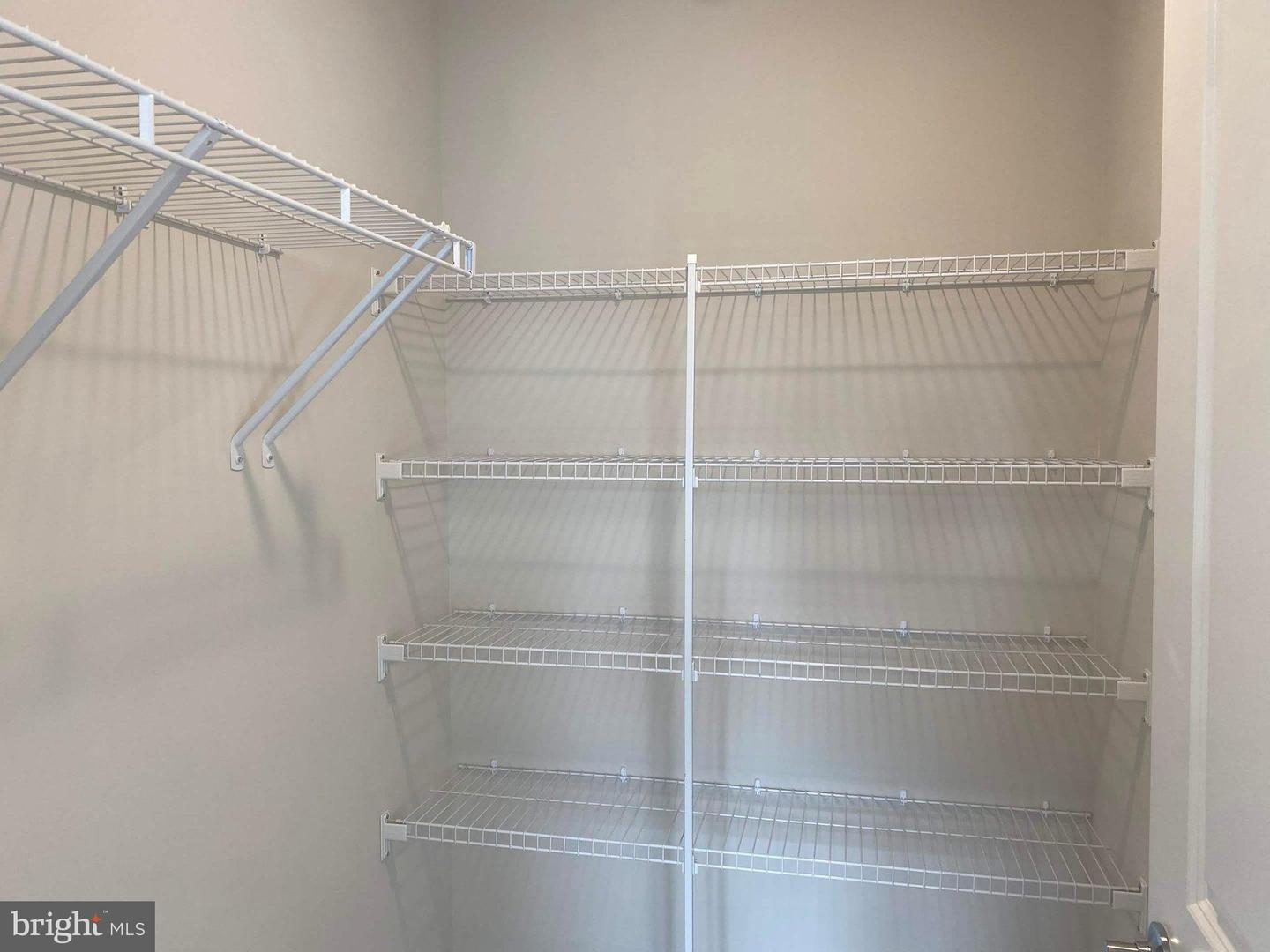 43199 DOGAN RIDGE PL, CENTREVILLE, Virginia 20120, 5 Bedrooms Bedrooms, 22 Rooms Rooms,6 BathroomsBathrooms,Residential,For sale,43199 DOGAN RIDGE PL,VALO2116328 MLS # VALO2116328