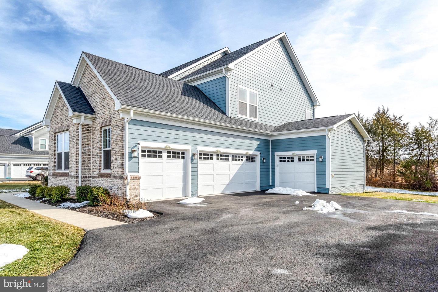 43199 DOGAN RIDGE PL, CENTREVILLE, Virginia 20120, 5 Bedrooms Bedrooms, 22 Rooms Rooms,6 BathroomsBathrooms,Residential,For sale,43199 DOGAN RIDGE PL,VALO2116328 MLS # VALO2116328