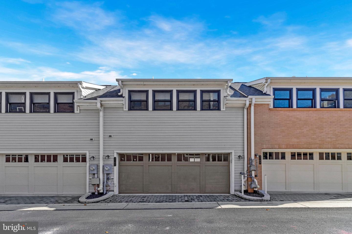 2102 MAIN LINE BLVD, ALEXANDRIA, Virginia 22301, 5 Bedrooms Bedrooms, ,4 BathroomsBathrooms,Residential,For sale,2102 MAIN LINE BLVD,VAAX2054326 MLS # VAAX2054326