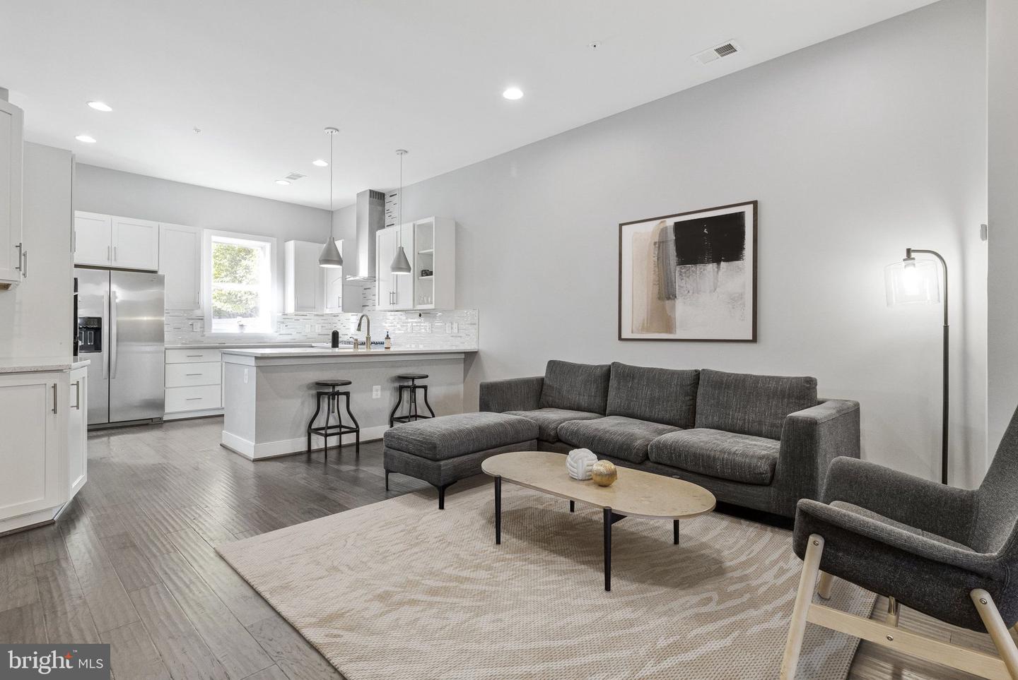 2102 MAIN LINE BLVD, ALEXANDRIA, Virginia 22301, 5 Bedrooms Bedrooms, ,4 BathroomsBathrooms,Residential,For sale,2102 MAIN LINE BLVD,VAAX2054326 MLS # VAAX2054326