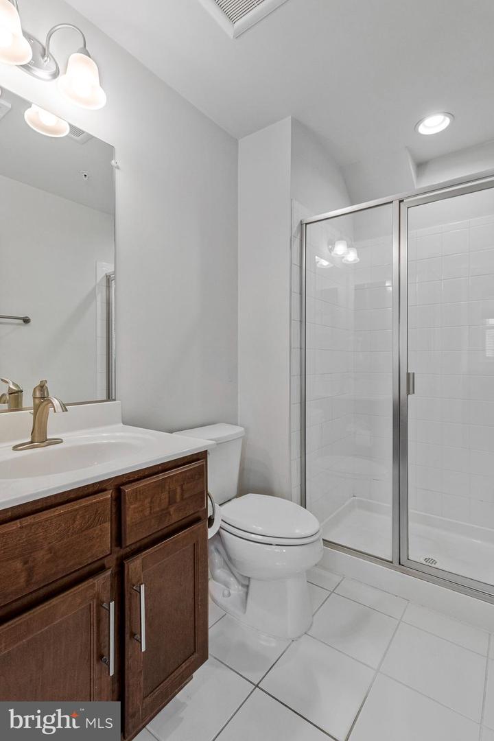 2102 MAIN LINE BLVD, ALEXANDRIA, Virginia 22301, 5 Bedrooms Bedrooms, ,4 BathroomsBathrooms,Residential,For sale,2102 MAIN LINE BLVD,VAAX2054326 MLS # VAAX2054326