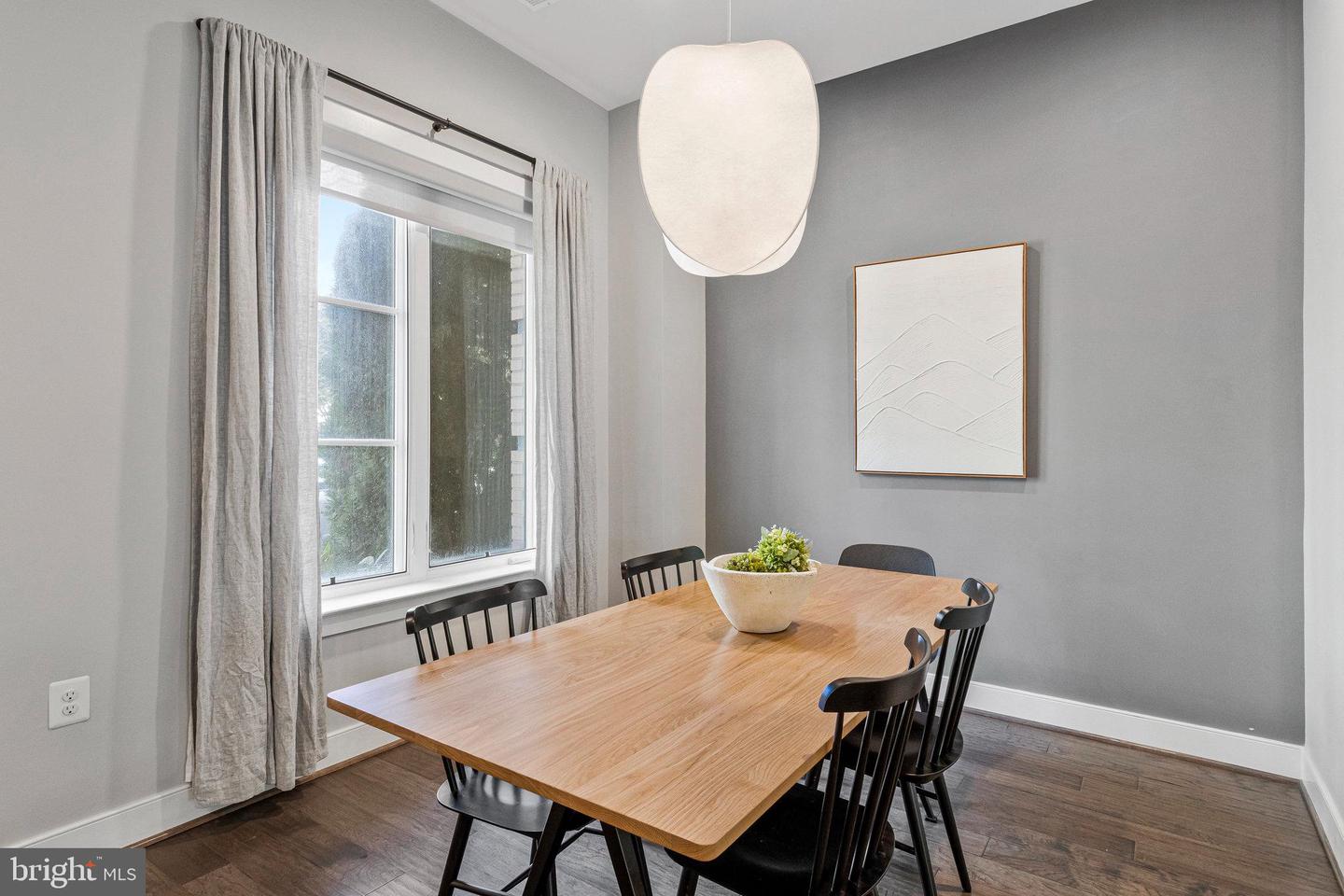 2102 MAIN LINE BLVD, ALEXANDRIA, Virginia 22301, 5 Bedrooms Bedrooms, ,4 BathroomsBathrooms,Residential,For sale,2102 MAIN LINE BLVD,VAAX2054326 MLS # VAAX2054326