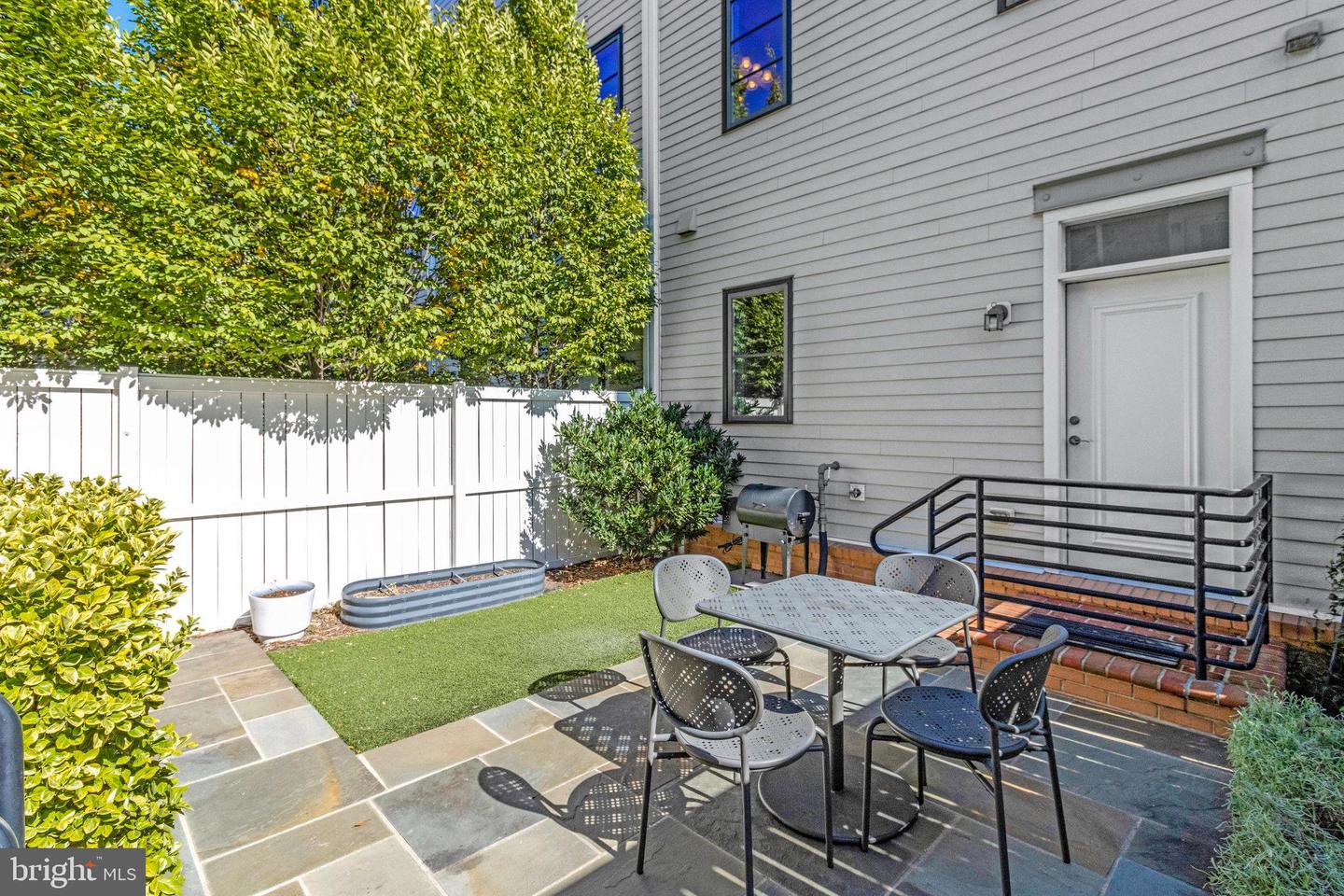 2102 MAIN LINE BLVD, ALEXANDRIA, Virginia 22301, 5 Bedrooms Bedrooms, ,4 BathroomsBathrooms,Residential,For sale,2102 MAIN LINE BLVD,VAAX2054326 MLS # VAAX2054326