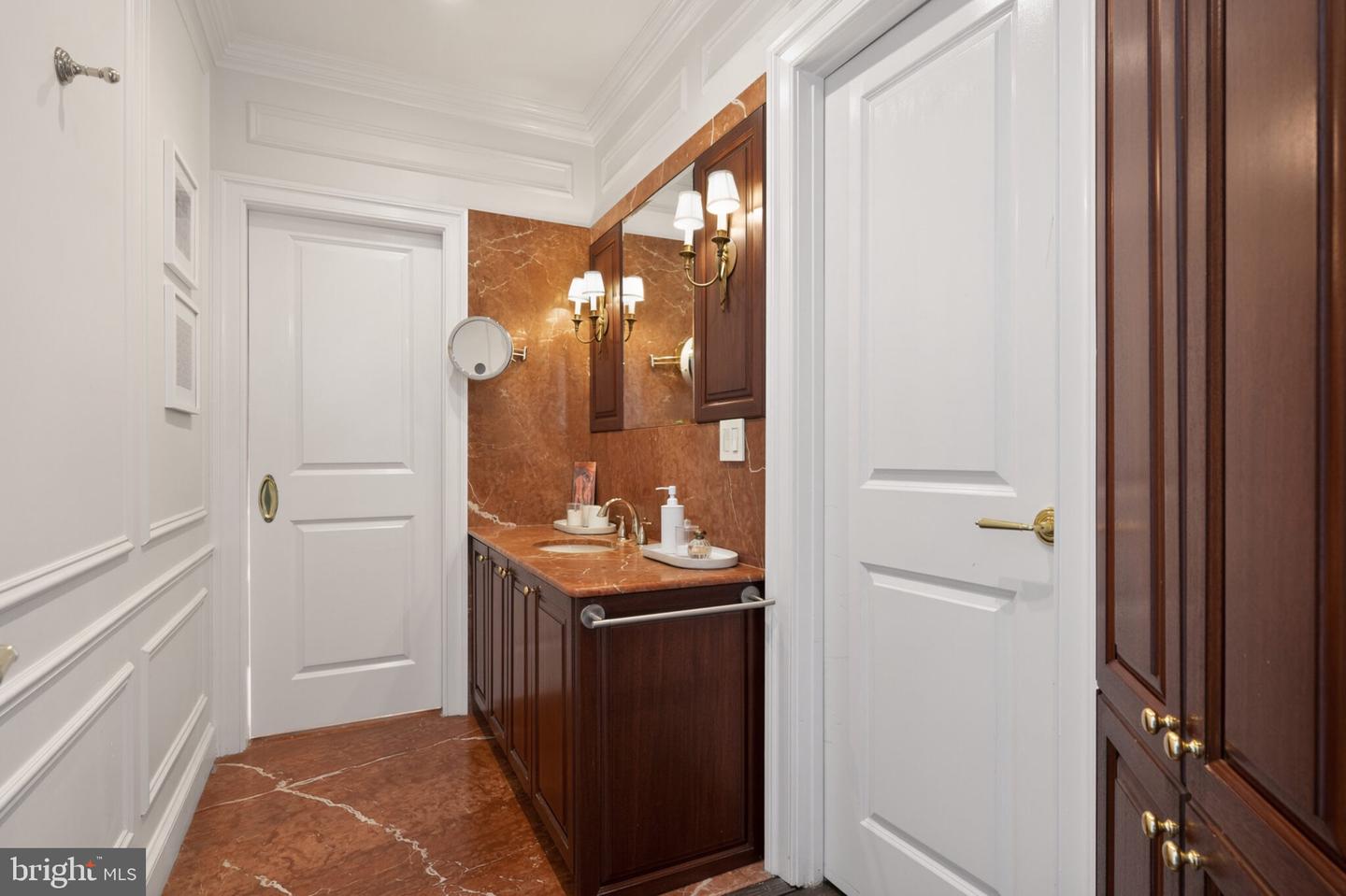 1200 23RD ST NW #910, WASHINGTON, District Of Columbia 20037, 2 Bedrooms Bedrooms, ,2 BathroomsBathrooms,Residential,For sale,1200 23RD ST NW #910,DCDC2247032 MLS # DCDC2247032