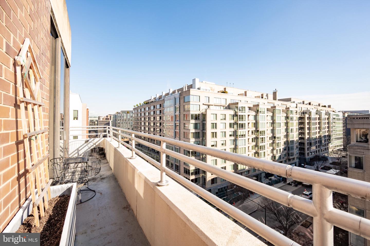 1200 23RD ST NW #910, WASHINGTON, District Of Columbia 20037, 2 Bedrooms Bedrooms, ,2 BathroomsBathrooms,Residential,For sale,1200 23RD ST NW #910,DCDC2247032 MLS # DCDC2247032