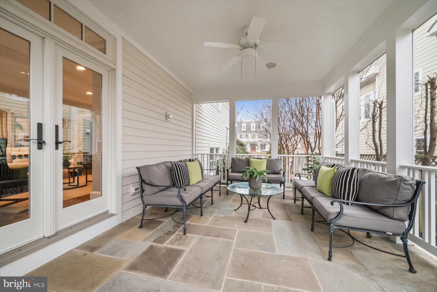 5215 31ST RD N, ARLINGTON, Virginia 22207, 5 Bedrooms Bedrooms, ,4 BathroomsBathrooms,Residential,For sale,5215 31ST RD N,VAAR2069120 MLS # VAAR2069120