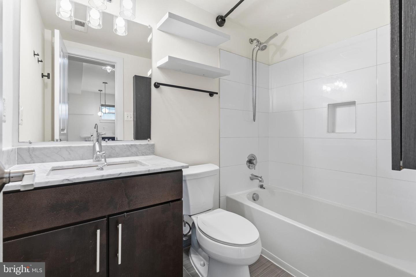 4226 7TH ST NW #101, WASHINGTON, District Of Columbia 20011, 2 Bedrooms Bedrooms, ,1 BathroomBathrooms,Residential,For sale,4226 7TH ST NW #101,DCDC2247126 MLS # DCDC2247126