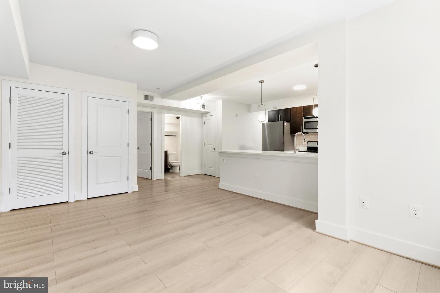 4226 7TH ST NW #101, WASHINGTON, District Of Columbia 20011, 2 Bedrooms Bedrooms, ,1 BathroomBathrooms,Residential,For sale,4226 7TH ST NW #101,DCDC2247126 MLS # DCDC2247126