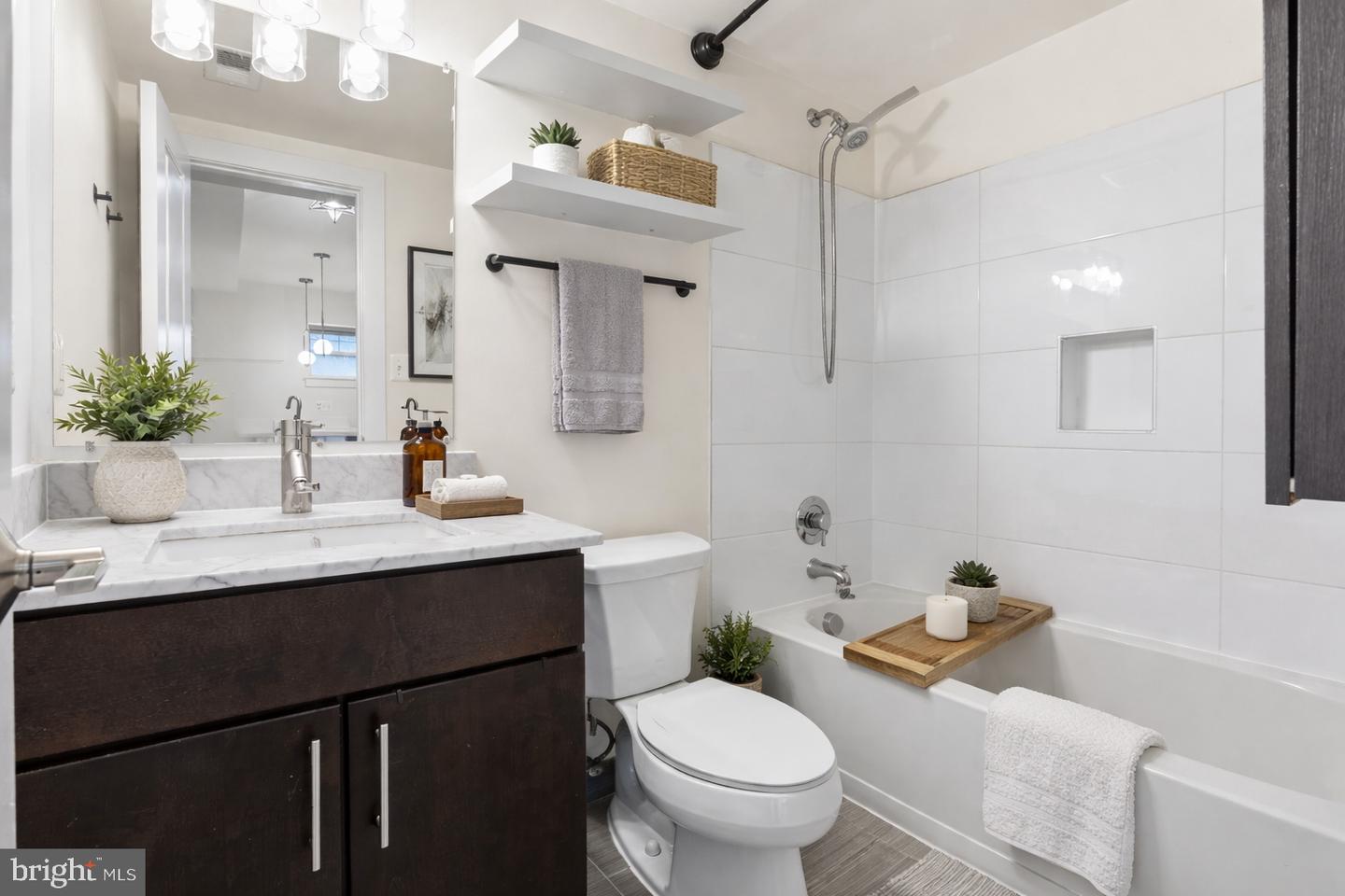 4226 7TH ST NW #101, WASHINGTON, District Of Columbia 20011, 2 Bedrooms Bedrooms, ,1 BathroomBathrooms,Residential,For sale,4226 7TH ST NW #101,DCDC2247126 MLS # DCDC2247126