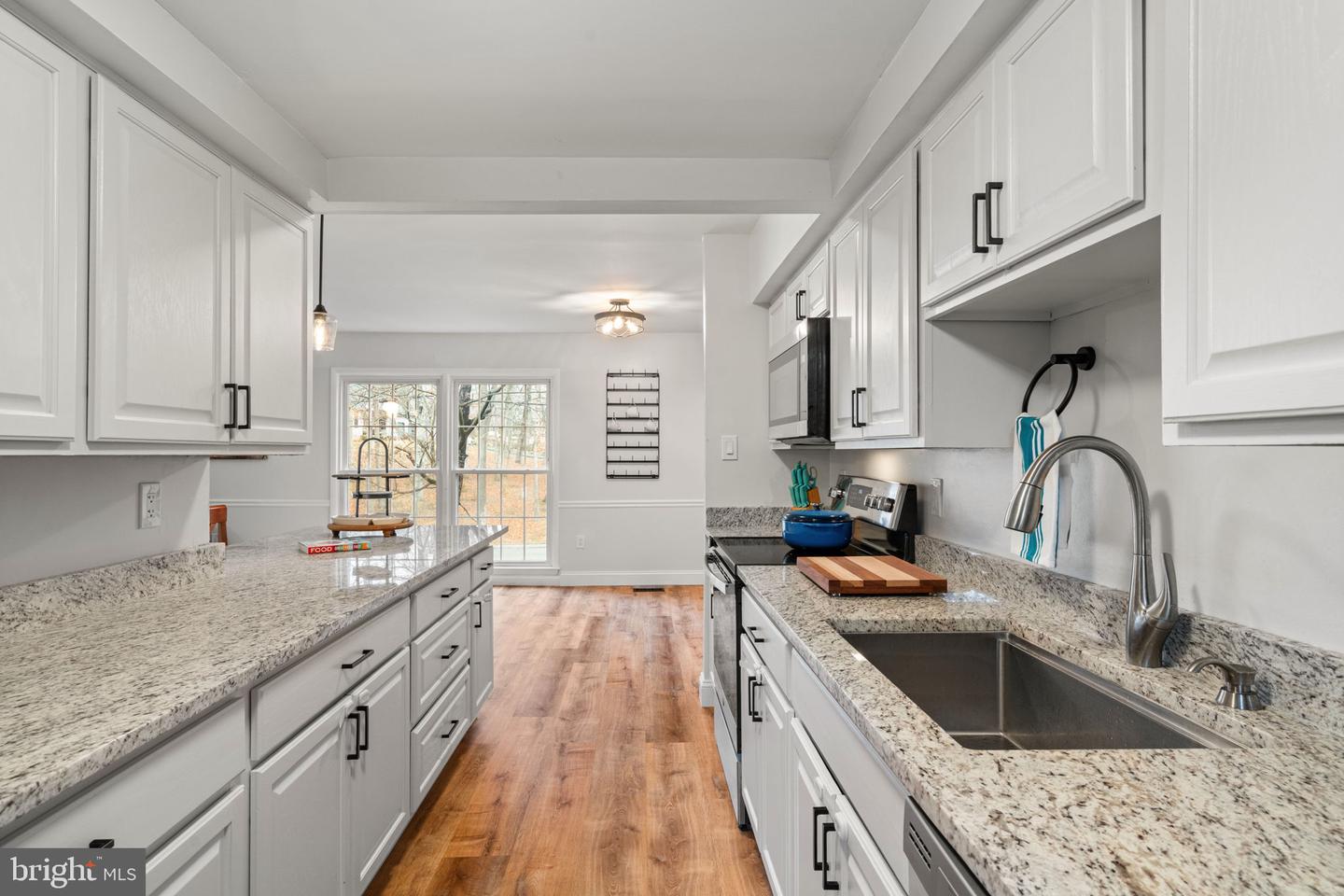 6404 PATIENCE CT, ALEXANDRIA, Virginia 22315, 3 Bedrooms Bedrooms, 12 Rooms Rooms,3 BathroomsBathrooms,Residential,For sale,6404 PATIENCE CT,VAFX2292116 MLS # VAFX2292116