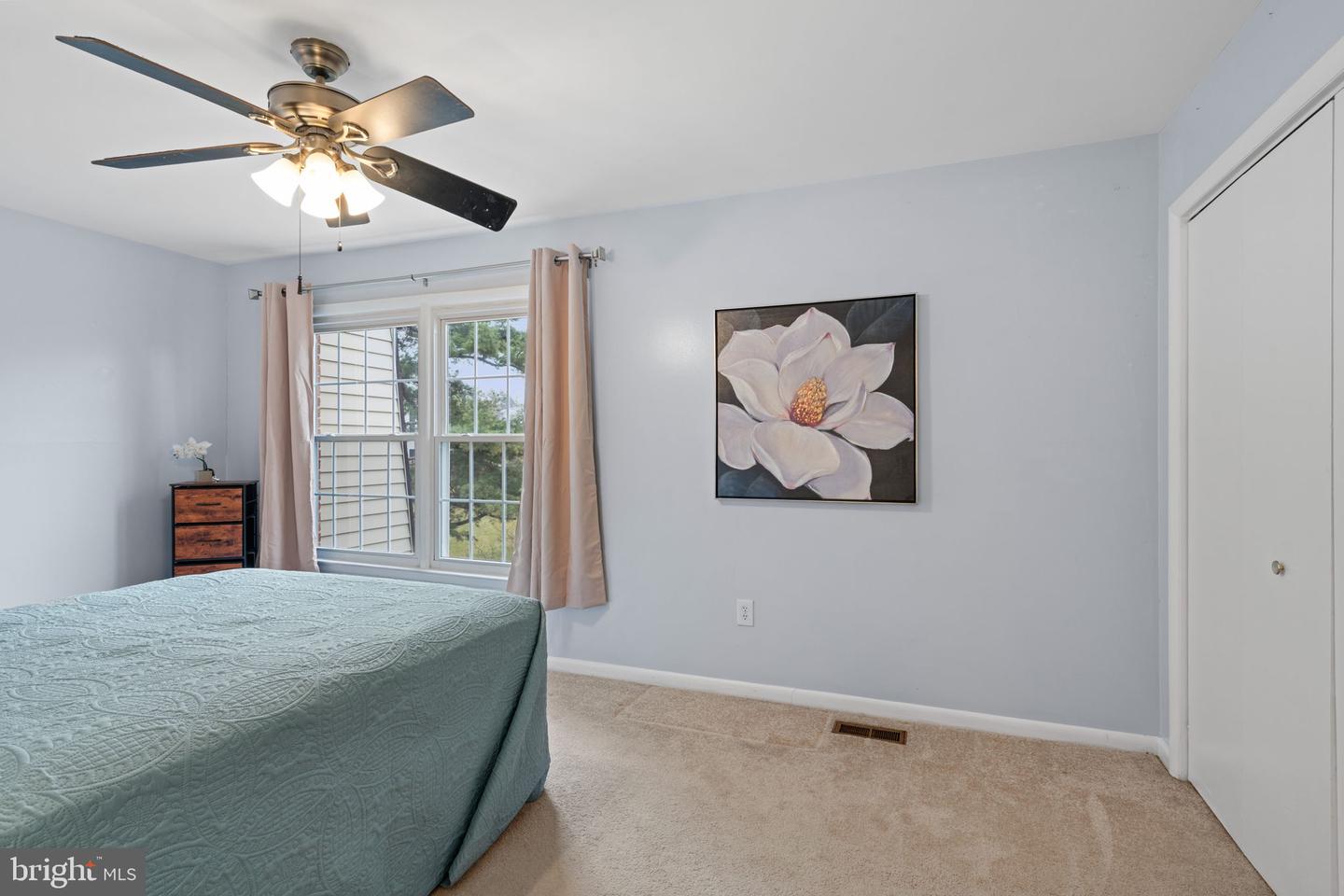 6404 PATIENCE CT, ALEXANDRIA, Virginia 22315, 3 Bedrooms Bedrooms, 12 Rooms Rooms,3 BathroomsBathrooms,Residential,For sale,6404 PATIENCE CT,VAFX2292116 MLS # VAFX2292116