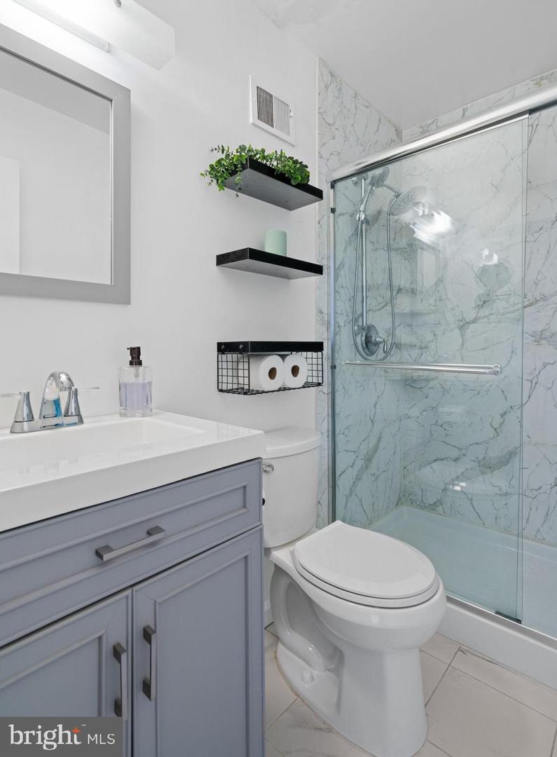 6404 PATIENCE CT, ALEXANDRIA, Virginia 22315, 3 Bedrooms Bedrooms, 12 Rooms Rooms,3 BathroomsBathrooms,Residential,For sale,6404 PATIENCE CT,VAFX2292116 MLS # VAFX2292116