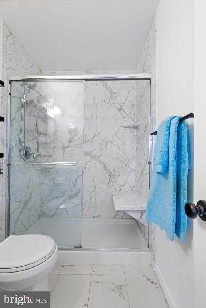 6404 PATIENCE CT, ALEXANDRIA, Virginia 22315, 3 Bedrooms Bedrooms, 12 Rooms Rooms,3 BathroomsBathrooms,Residential,For sale,6404 PATIENCE CT,VAFX2292116 MLS # VAFX2292116