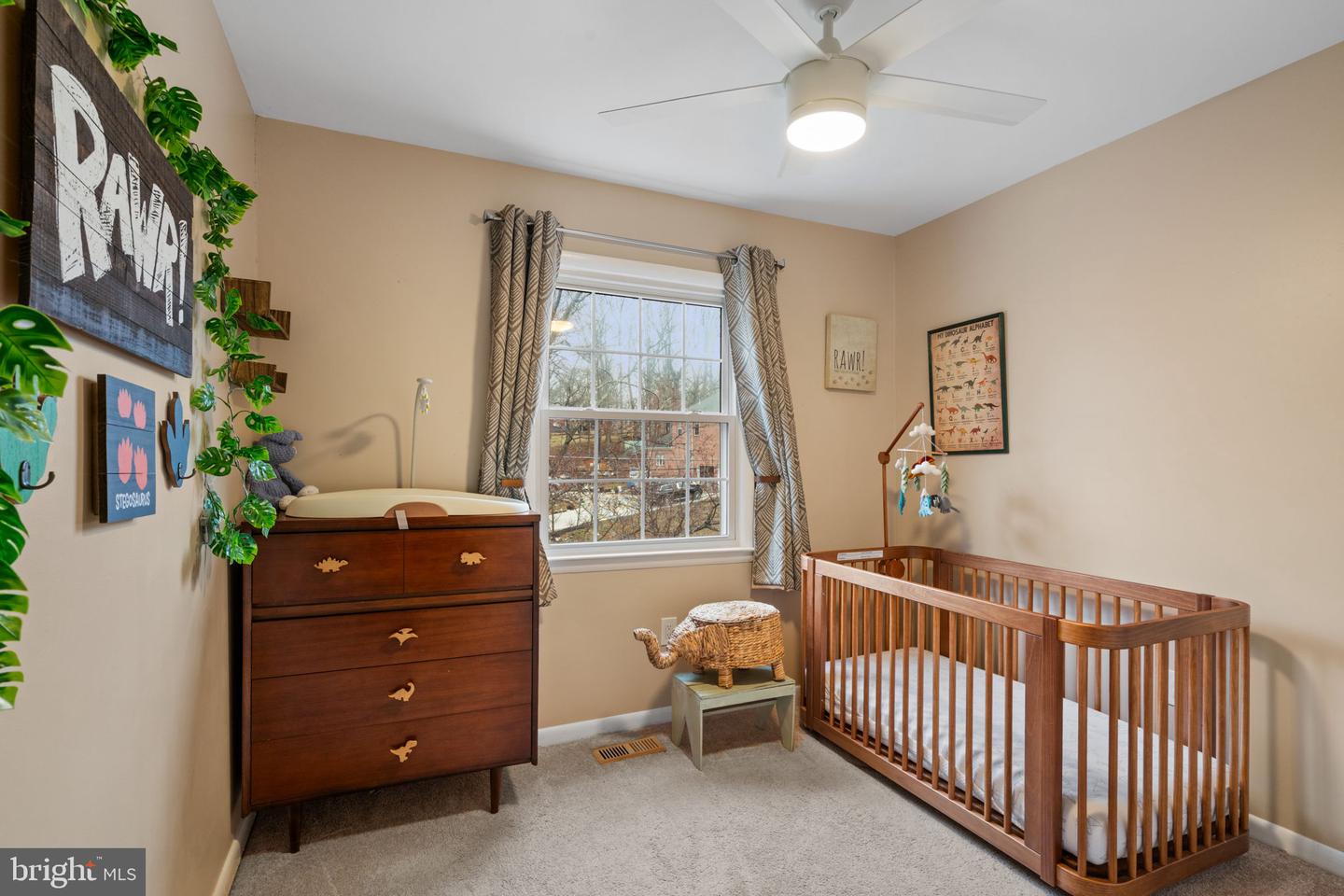 6404 PATIENCE CT, ALEXANDRIA, Virginia 22315, 3 Bedrooms Bedrooms, 12 Rooms Rooms,3 BathroomsBathrooms,Residential,For sale,6404 PATIENCE CT,VAFX2292116 MLS # VAFX2292116