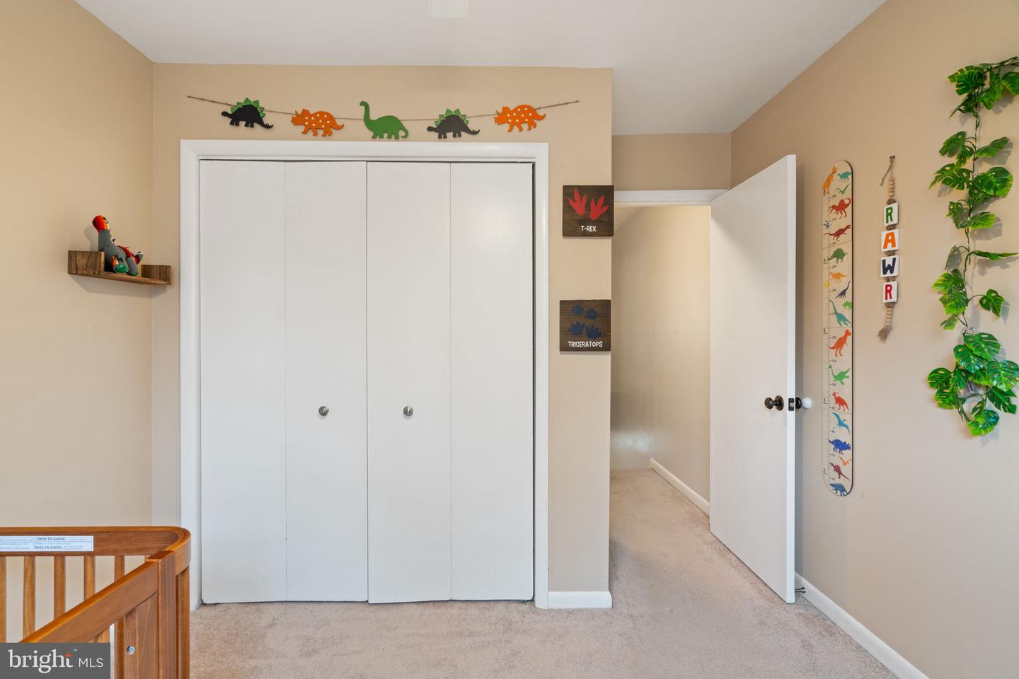 6404 PATIENCE CT, ALEXANDRIA, Virginia 22315, 3 Bedrooms Bedrooms, 12 Rooms Rooms,3 BathroomsBathrooms,Residential,For sale,6404 PATIENCE CT,VAFX2292116 MLS # VAFX2292116