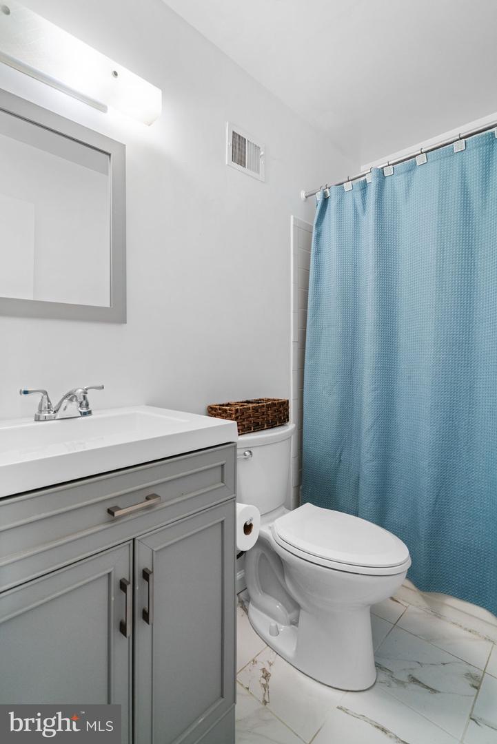 6404 PATIENCE CT, ALEXANDRIA, Virginia 22315, 3 Bedrooms Bedrooms, 12 Rooms Rooms,3 BathroomsBathrooms,Residential,For sale,6404 PATIENCE CT,VAFX2292116 MLS # VAFX2292116