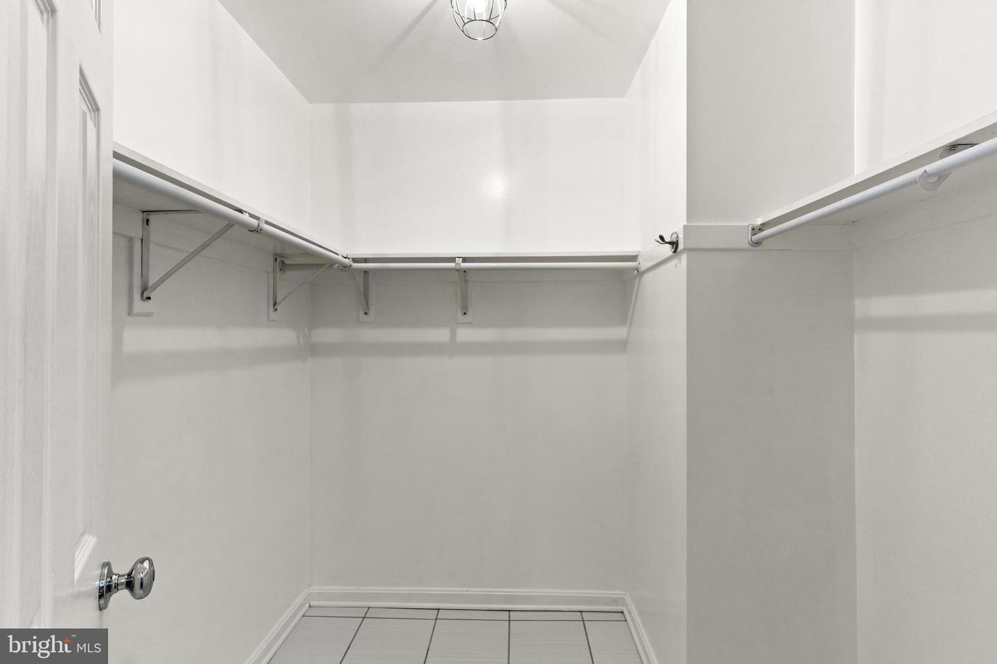 10441 CARRIAGEPARK CT, FAIRFAX, Virginia 22032, 3 Bedrooms Bedrooms, ,2 BathroomsBathrooms,Residential,For sale,10441 CARRIAGEPARK CT,VAFX2292124 MLS # VAFX2292124