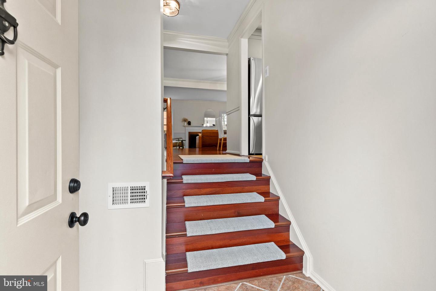 10441 CARRIAGEPARK CT, FAIRFAX, Virginia 22032, 3 Bedrooms Bedrooms, ,2 BathroomsBathrooms,Residential,For sale,10441 CARRIAGEPARK CT,VAFX2292124 MLS # VAFX2292124