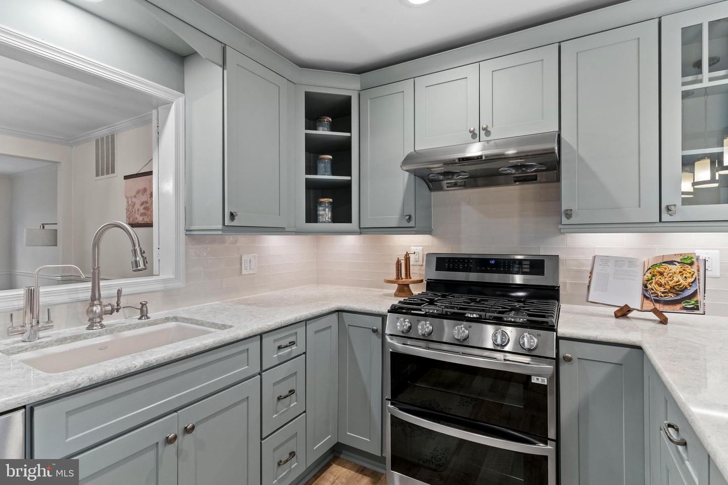 10441 CARRIAGEPARK CT, FAIRFAX, Virginia 22032, 3 Bedrooms Bedrooms, ,2 BathroomsBathrooms,Residential,For sale,10441 CARRIAGEPARK CT,VAFX2292124 MLS # VAFX2292124