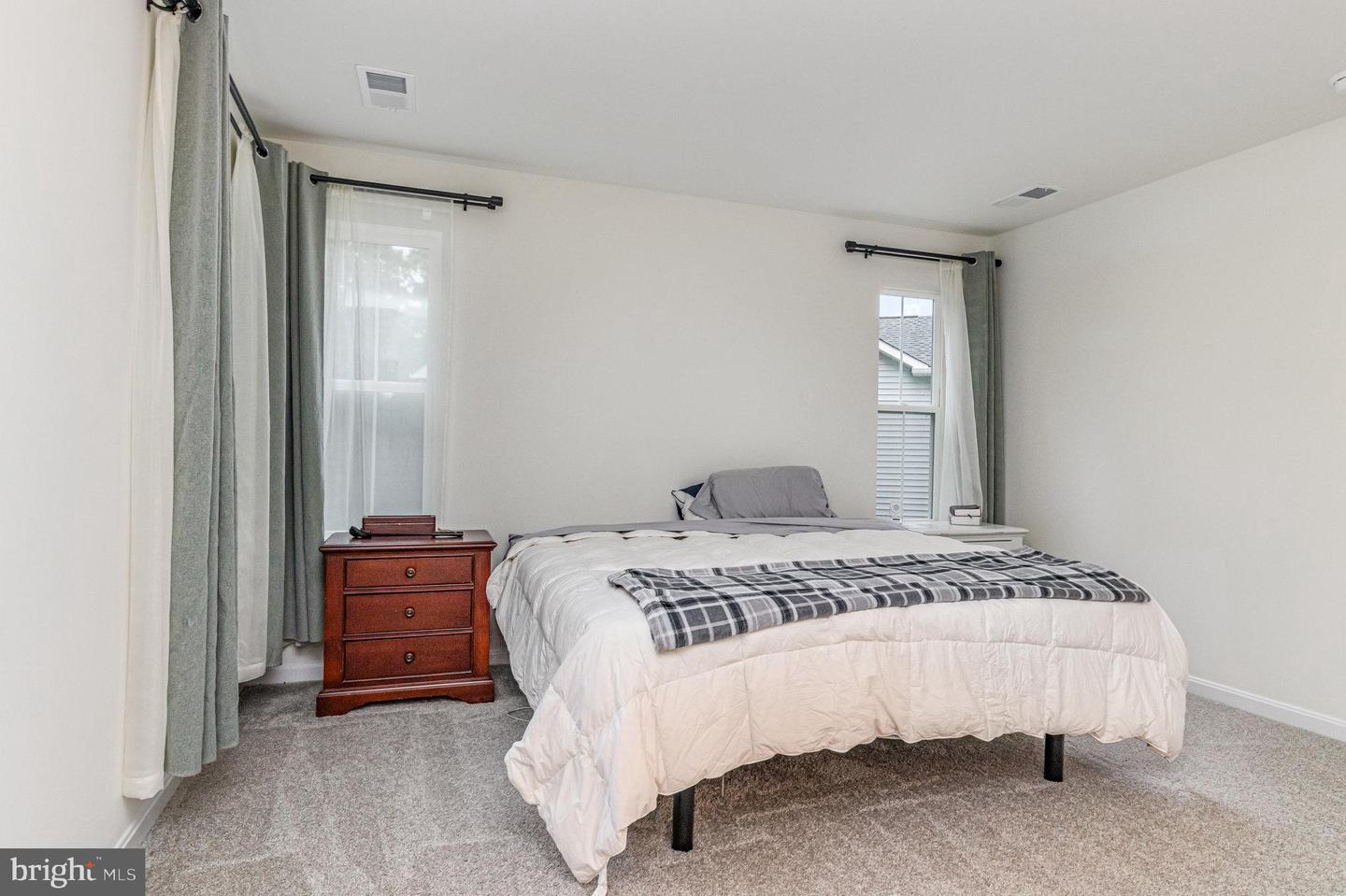 7119 RESOLUTION WAY, RUTHER GLEN, Virginia 22546, 4 Bedrooms Bedrooms, ,3 BathroomsBathrooms,Residential,For sale,7119 RESOLUTION WAY,VACV2009568 MLS # VACV2009568