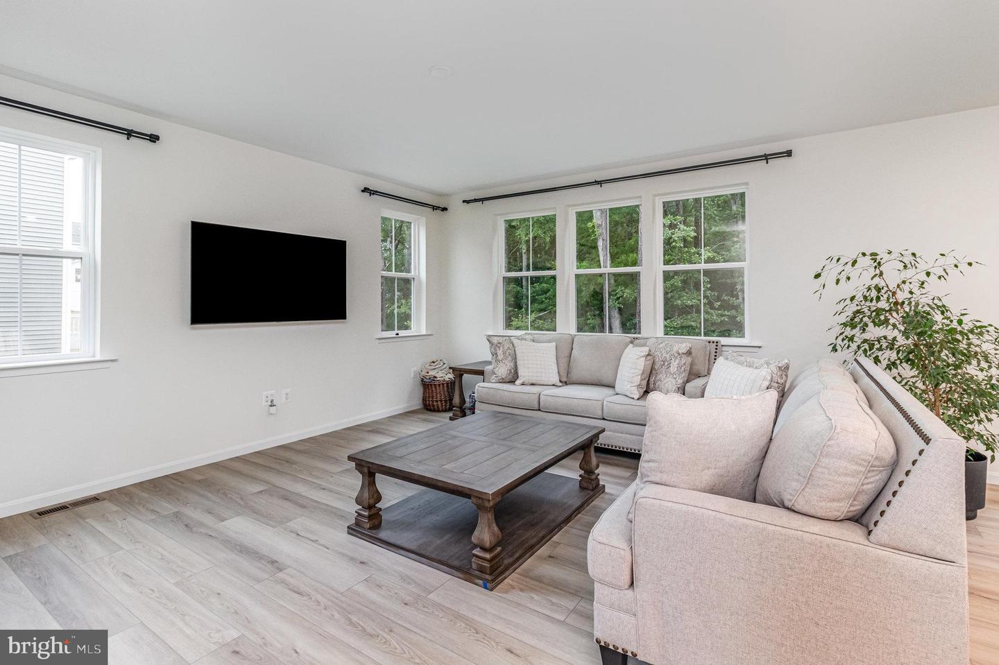 7119 RESOLUTION WAY, RUTHER GLEN, Virginia 22546, 4 Bedrooms Bedrooms, ,3 BathroomsBathrooms,Residential,For sale,7119 RESOLUTION WAY,VACV2009568 MLS # VACV2009568