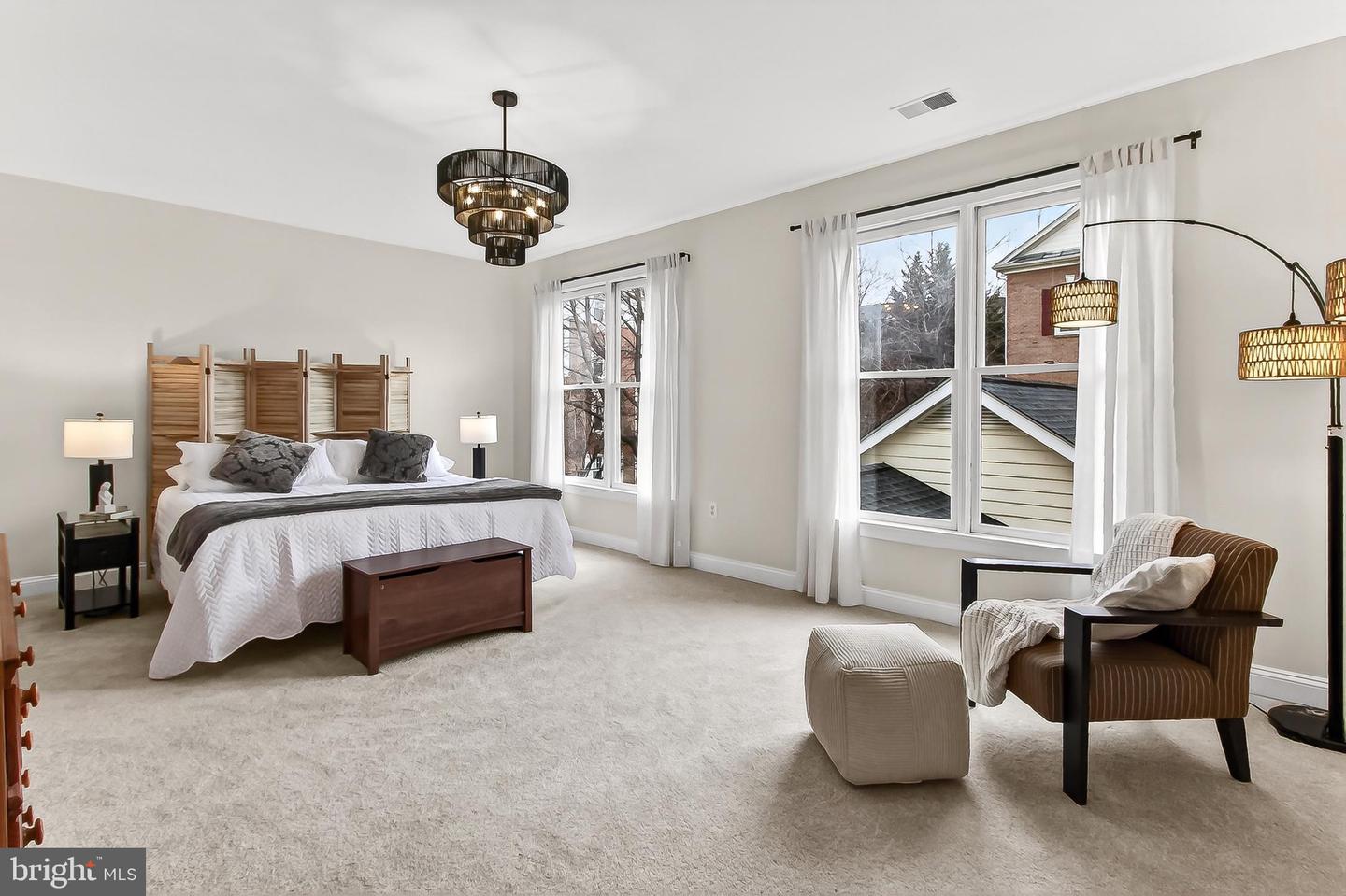 301 HILLWOOD AVE, FALLS CHURCH, Virginia 22046, 4 Bedrooms Bedrooms, ,2 BathroomsBathrooms,Residential,For sale,301 HILLWOOD AVE,VAFA2003598 MLS # VAFA2003598