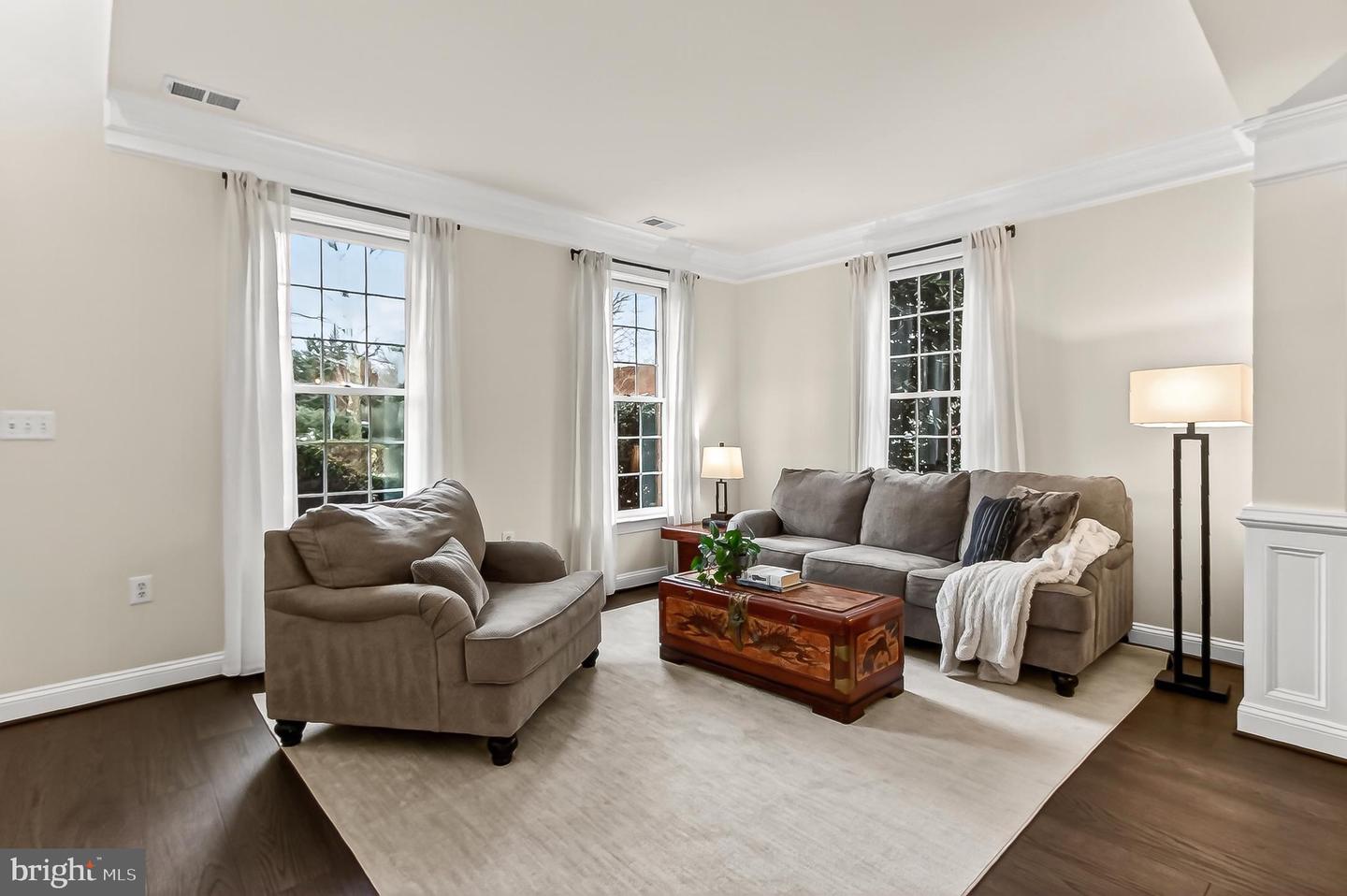 301 HILLWOOD AVE, FALLS CHURCH, Virginia 22046, 4 Bedrooms Bedrooms, ,2 BathroomsBathrooms,Residential,For sale,301 HILLWOOD AVE,VAFA2003598 MLS # VAFA2003598