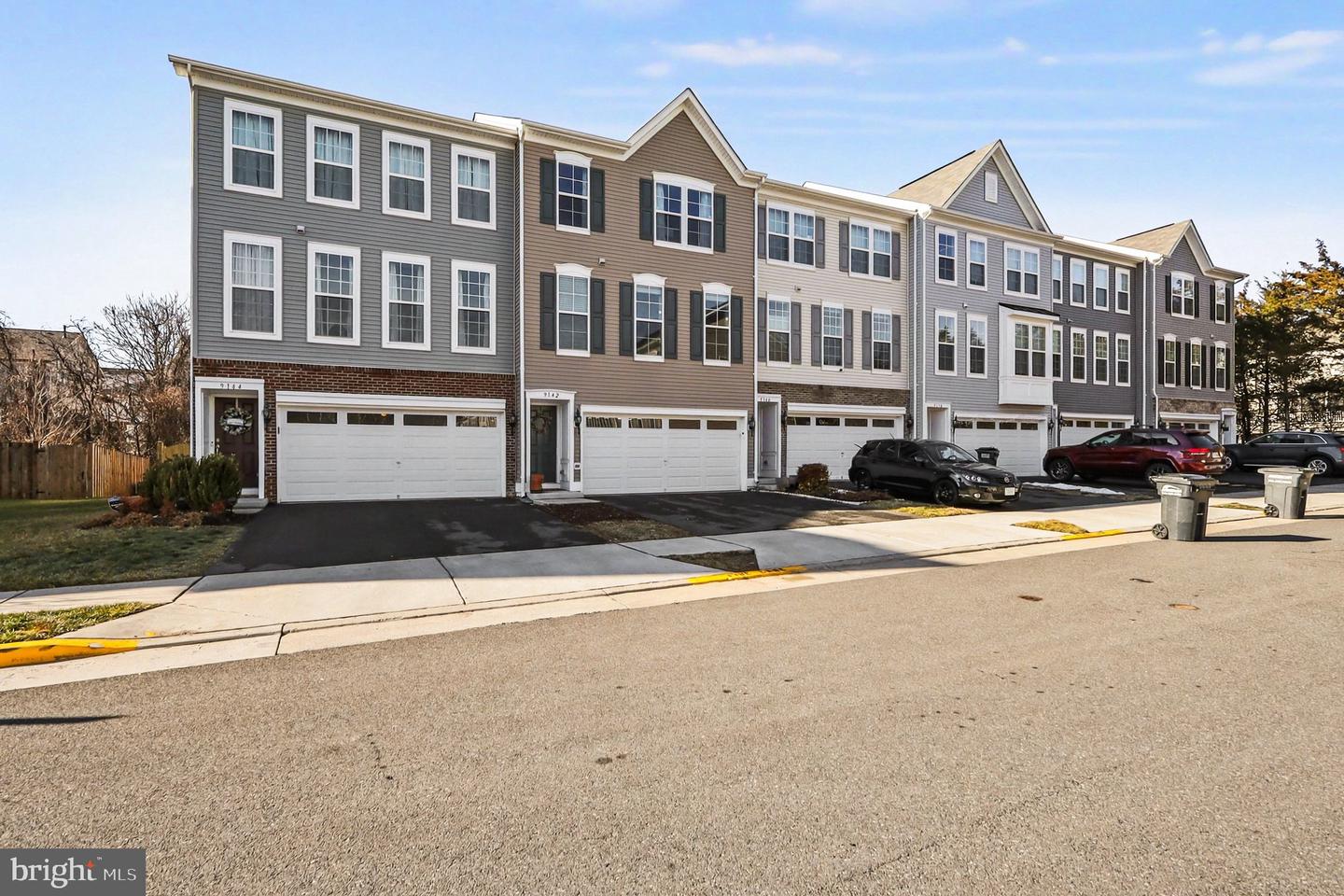 9142 WYCHE KNOLL LN, MANASSAS, Virginia 20110, 3 Bedrooms Bedrooms, ,2 BathroomsBathrooms,Residential,For sale,9142 WYCHE KNOLL LN,VAPW2112982 MLS # VAPW2112982