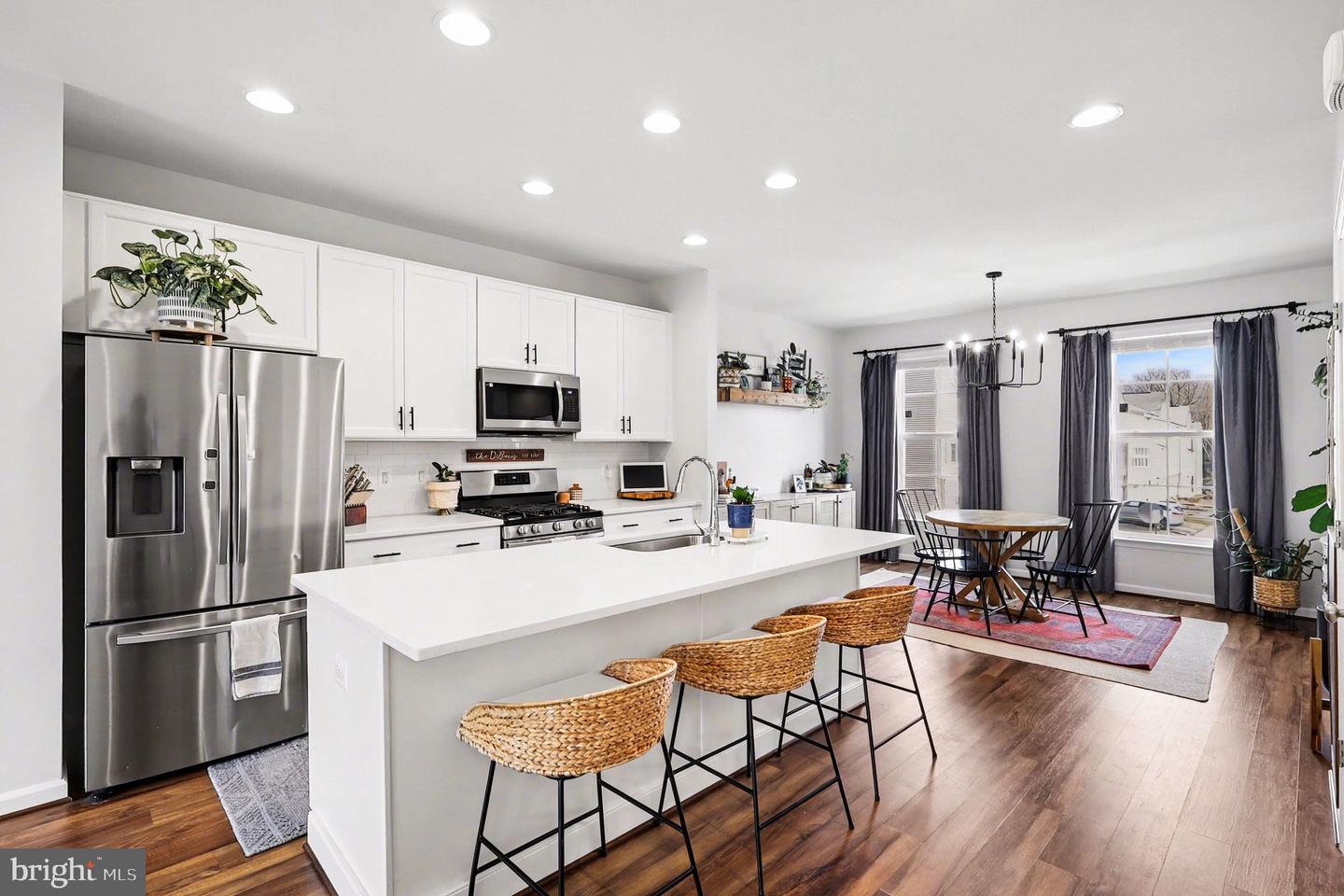 9142 WYCHE KNOLL LN, MANASSAS, Virginia 20110, 3 Bedrooms Bedrooms, ,2 BathroomsBathrooms,Residential,For sale,9142 WYCHE KNOLL LN,VAPW2112982 MLS # VAPW2112982