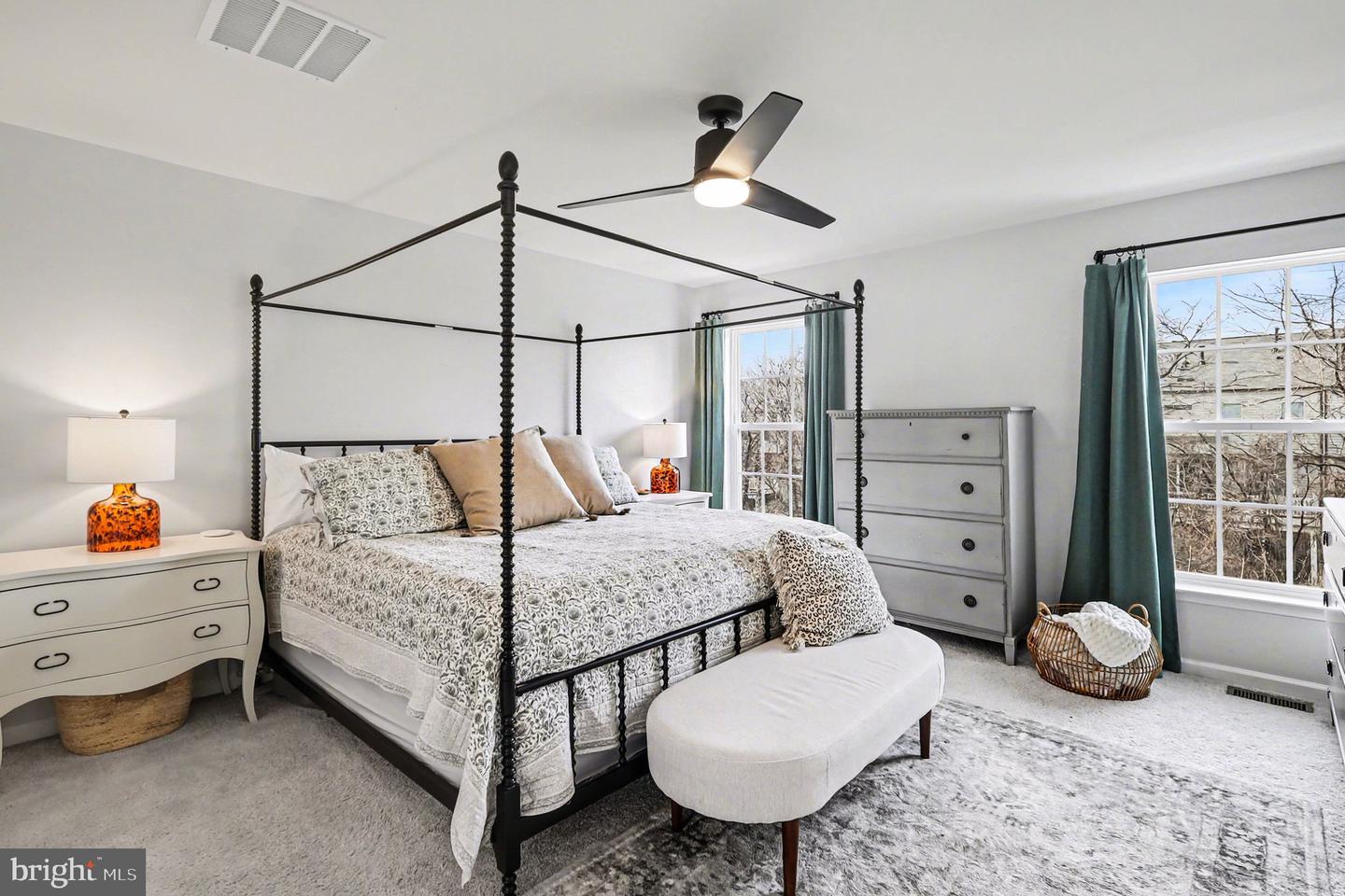 9142 WYCHE KNOLL LN, MANASSAS, Virginia 20110, 3 Bedrooms Bedrooms, ,2 BathroomsBathrooms,Residential,For sale,9142 WYCHE KNOLL LN,VAPW2112982 MLS # VAPW2112982