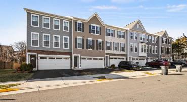 9142 WYCHE KNOLL LN, MANASSAS, Virginia 20110, 3 Bedrooms Bedrooms, ,2 BathroomsBathrooms,Residential,For sale,9142 WYCHE KNOLL LN,VAPW2112982 MLS # VAPW2112982