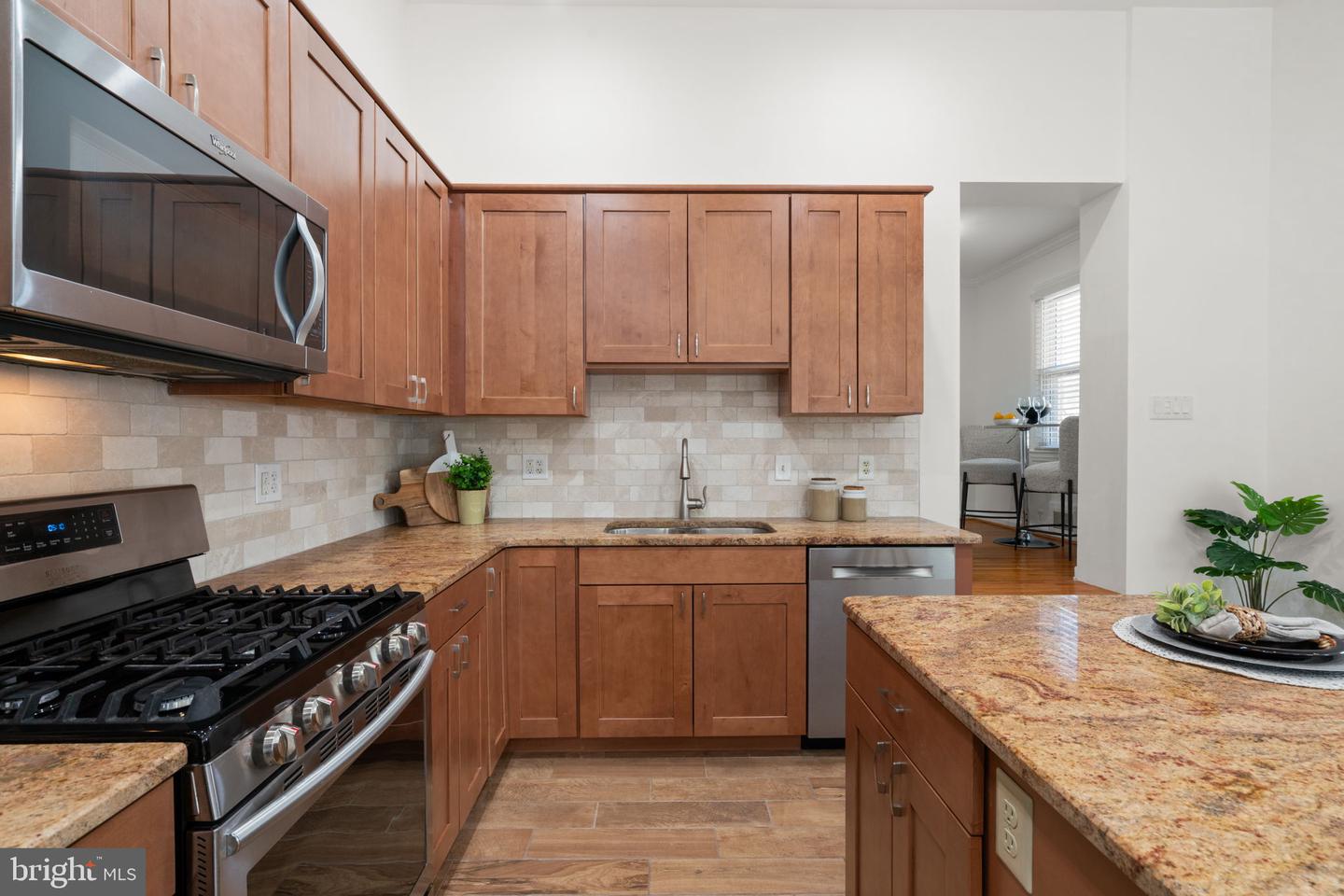 5939 MONTICELLO RD, ALEXANDRIA, Virginia 22303, 3 Bedrooms Bedrooms, ,2 BathroomsBathrooms,Residential,For sale,5939 MONTICELLO RD,VAFX2292156 MLS # VAFX2292156