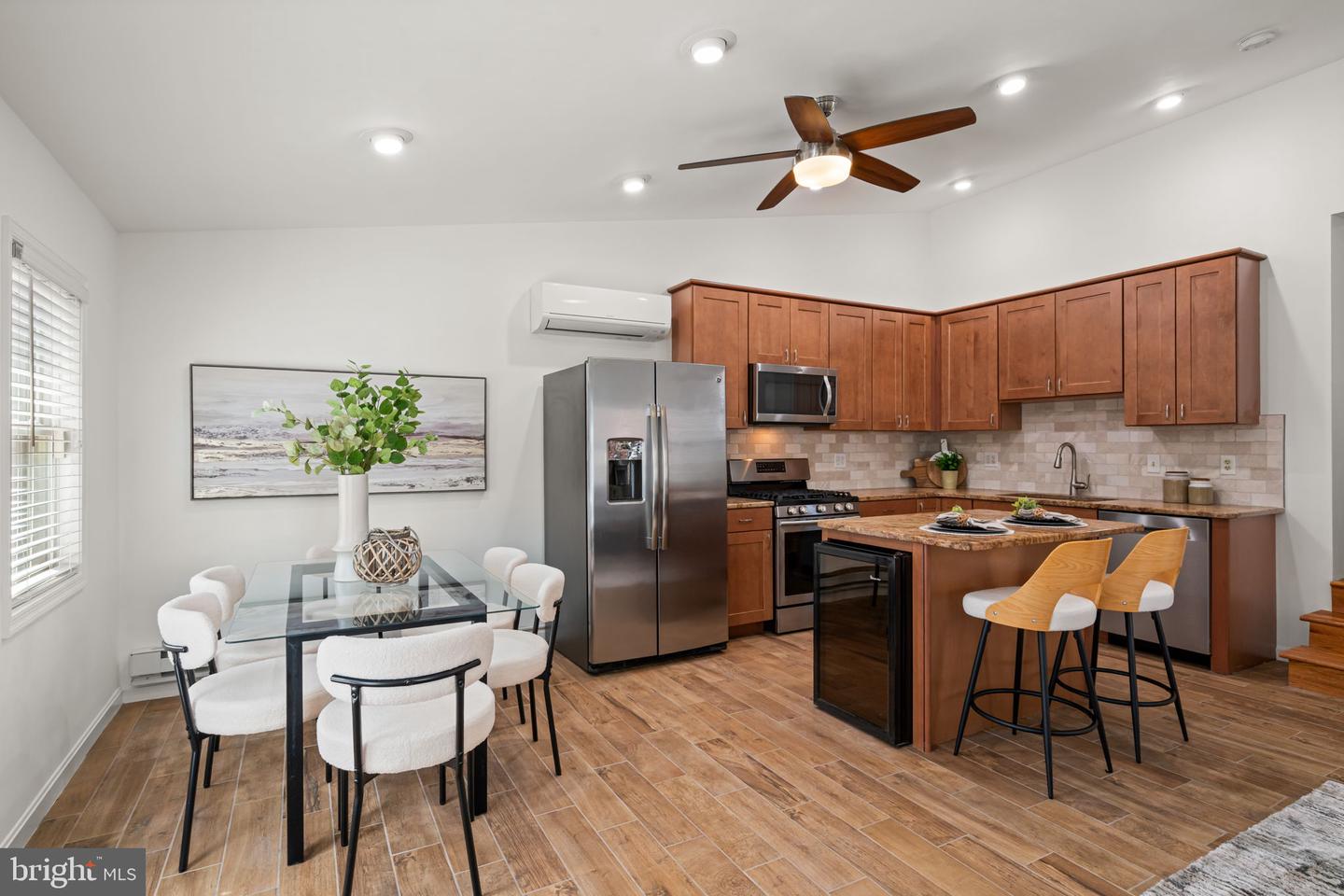 5939 MONTICELLO RD, ALEXANDRIA, Virginia 22303, 3 Bedrooms Bedrooms, ,2 BathroomsBathrooms,Residential,For sale,5939 MONTICELLO RD,VAFX2292156 MLS # VAFX2292156