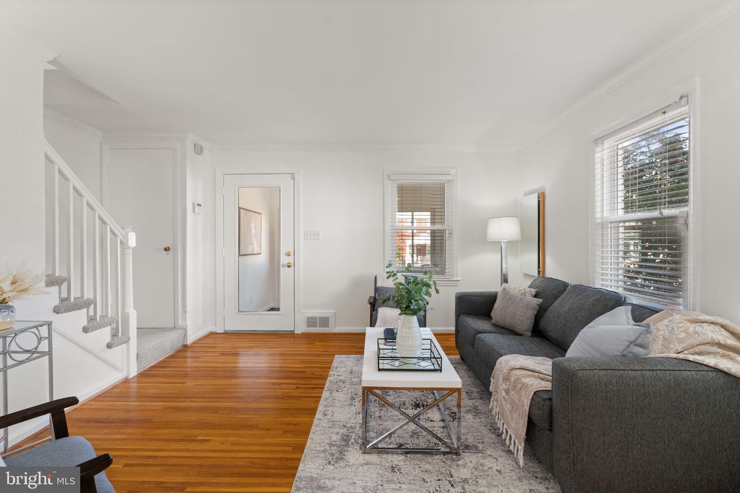 5939 MONTICELLO RD, ALEXANDRIA, Virginia 22303, 3 Bedrooms Bedrooms, ,2 BathroomsBathrooms,Residential,For sale,5939 MONTICELLO RD,VAFX2292156 MLS # VAFX2292156