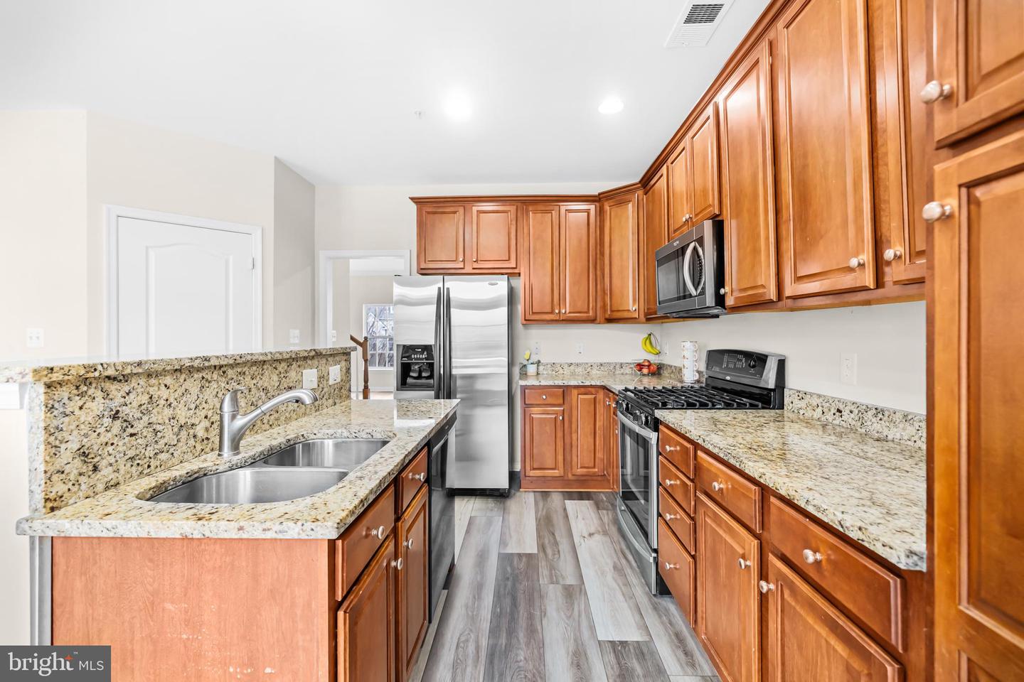 14492 VILLAGE HIGH ST, GAINESVILLE, Virginia 20155, 3 Bedrooms Bedrooms, ,2 BathroomsBathrooms,Residential,For sale,14492 VILLAGE HIGH ST,VAPW2112990 MLS # VAPW2112990