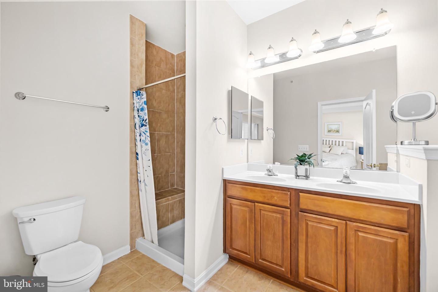 14492 VILLAGE HIGH ST, GAINESVILLE, Virginia 20155, 3 Bedrooms Bedrooms, ,2 BathroomsBathrooms,Residential,For sale,14492 VILLAGE HIGH ST,VAPW2112990 MLS # VAPW2112990