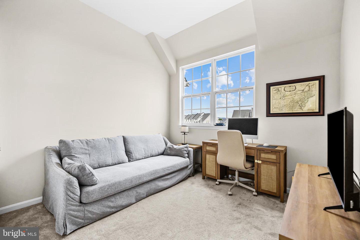 14492 VILLAGE HIGH ST, GAINESVILLE, Virginia 20155, 3 Bedrooms Bedrooms, ,2 BathroomsBathrooms,Residential,For sale,14492 VILLAGE HIGH ST,VAPW2112990 MLS # VAPW2112990