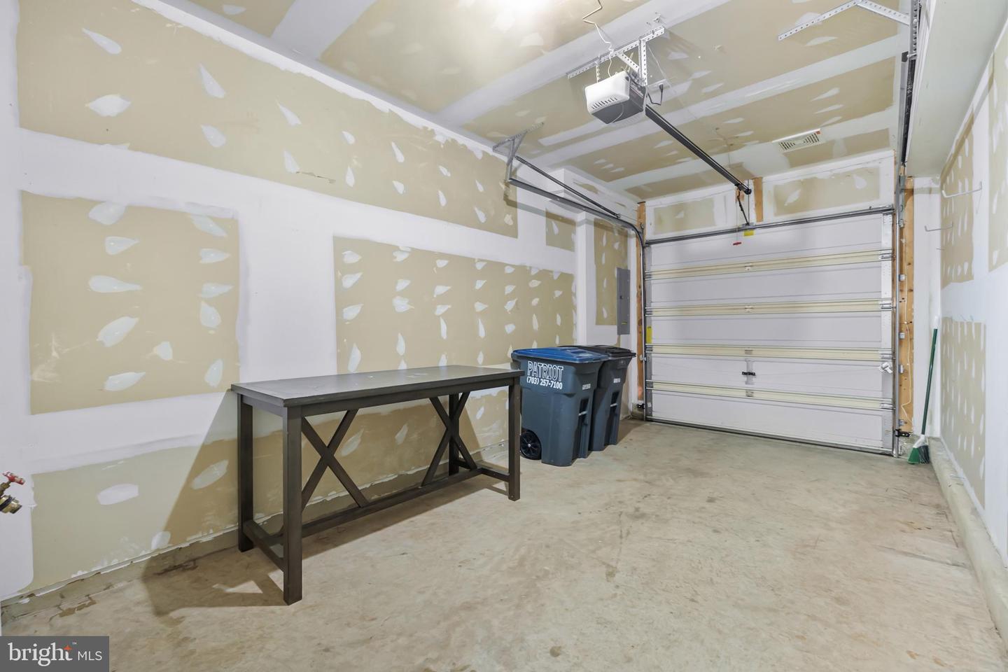 14492 VILLAGE HIGH ST, GAINESVILLE, Virginia 20155, 3 Bedrooms Bedrooms, ,2 BathroomsBathrooms,Residential,For sale,14492 VILLAGE HIGH ST,VAPW2112990 MLS # VAPW2112990