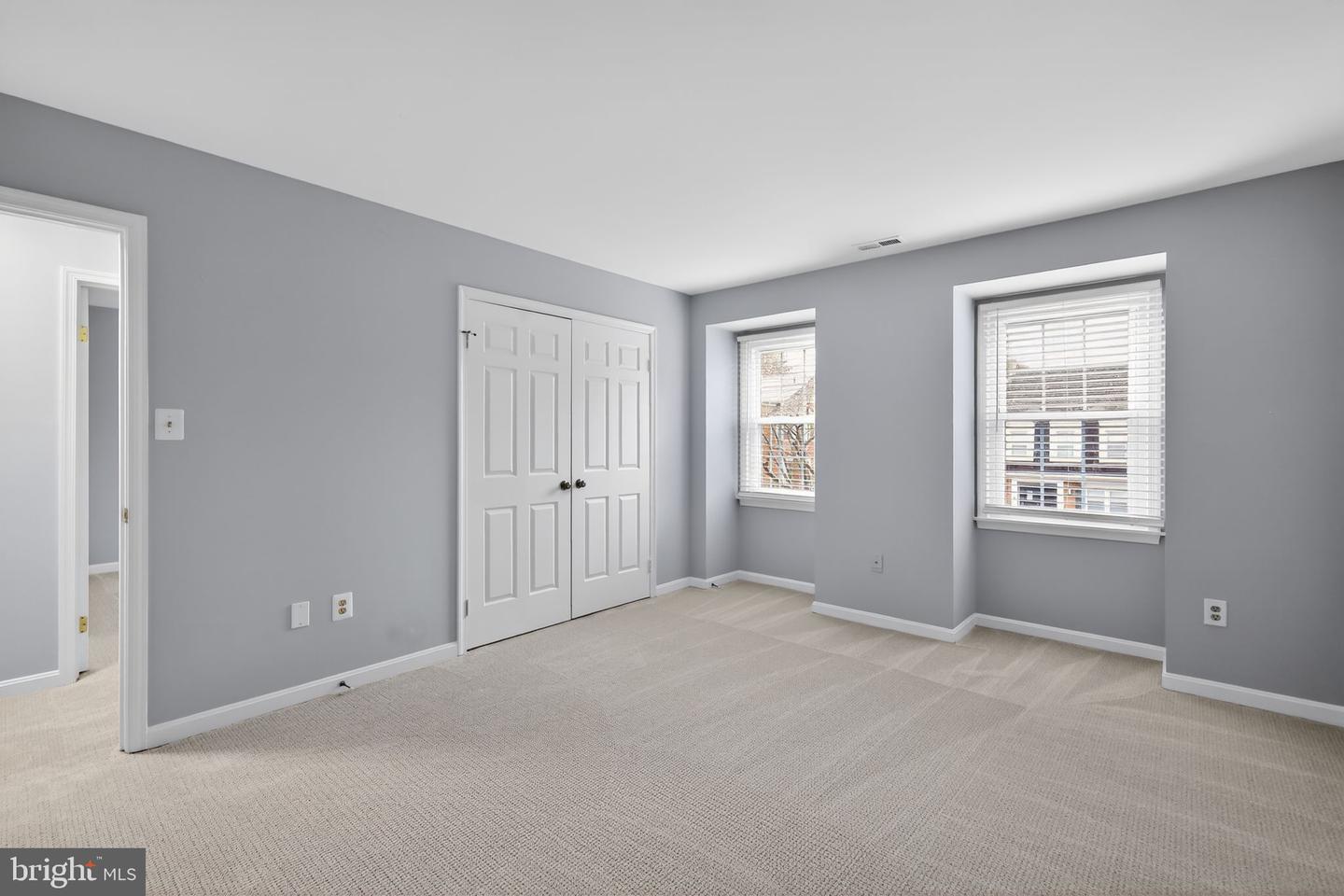 7333 LEWINSVILLE PARK CT, MCLEAN, Virginia 22101, 3 Bedrooms Bedrooms, ,3 BathroomsBathrooms,Residential,For sale,7333 LEWINSVILLE PARK CT,VAFX2292246 MLS # VAFX2292246